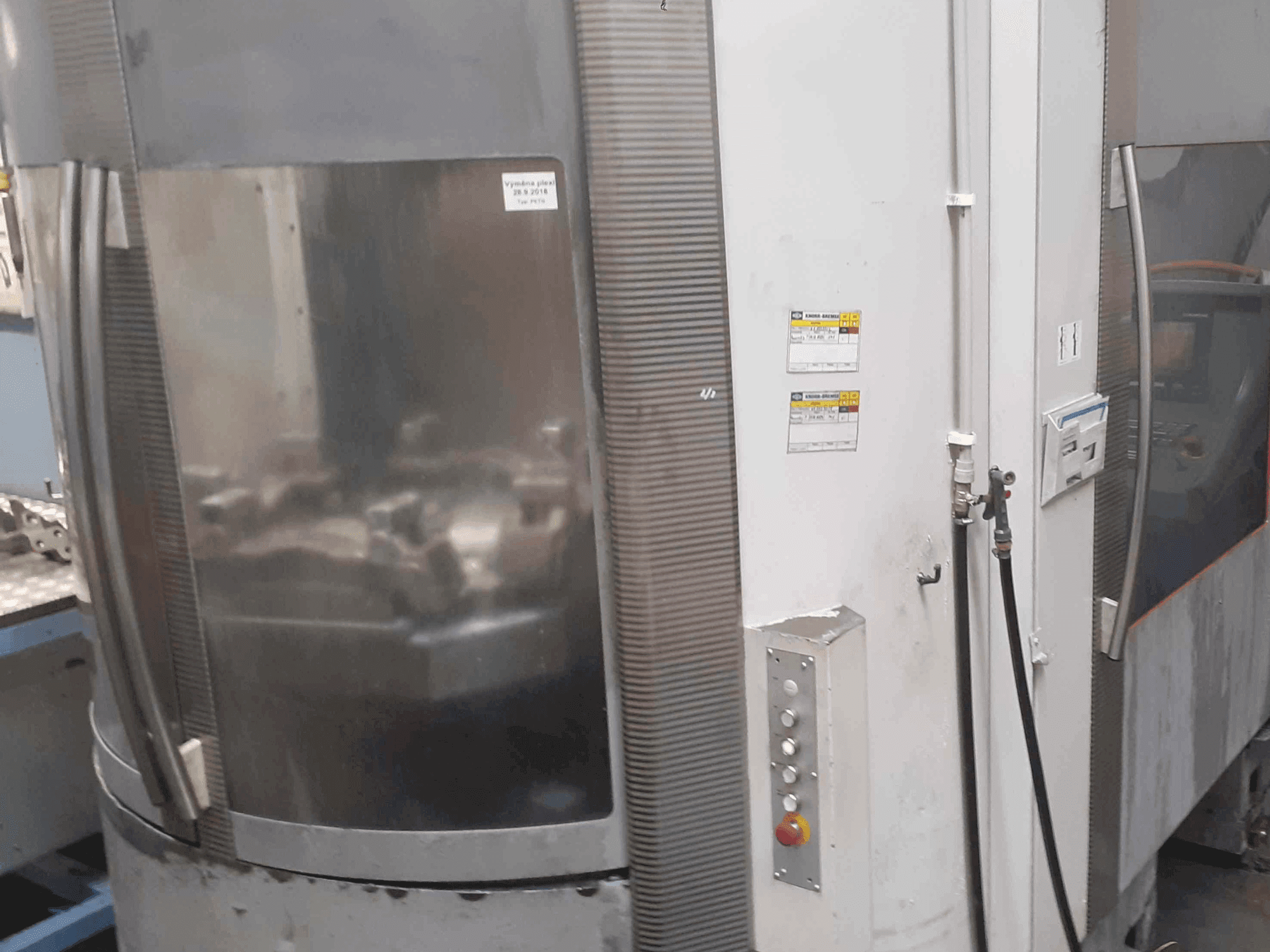 MACHINE_IMG_ALT_FRONT_VIEW