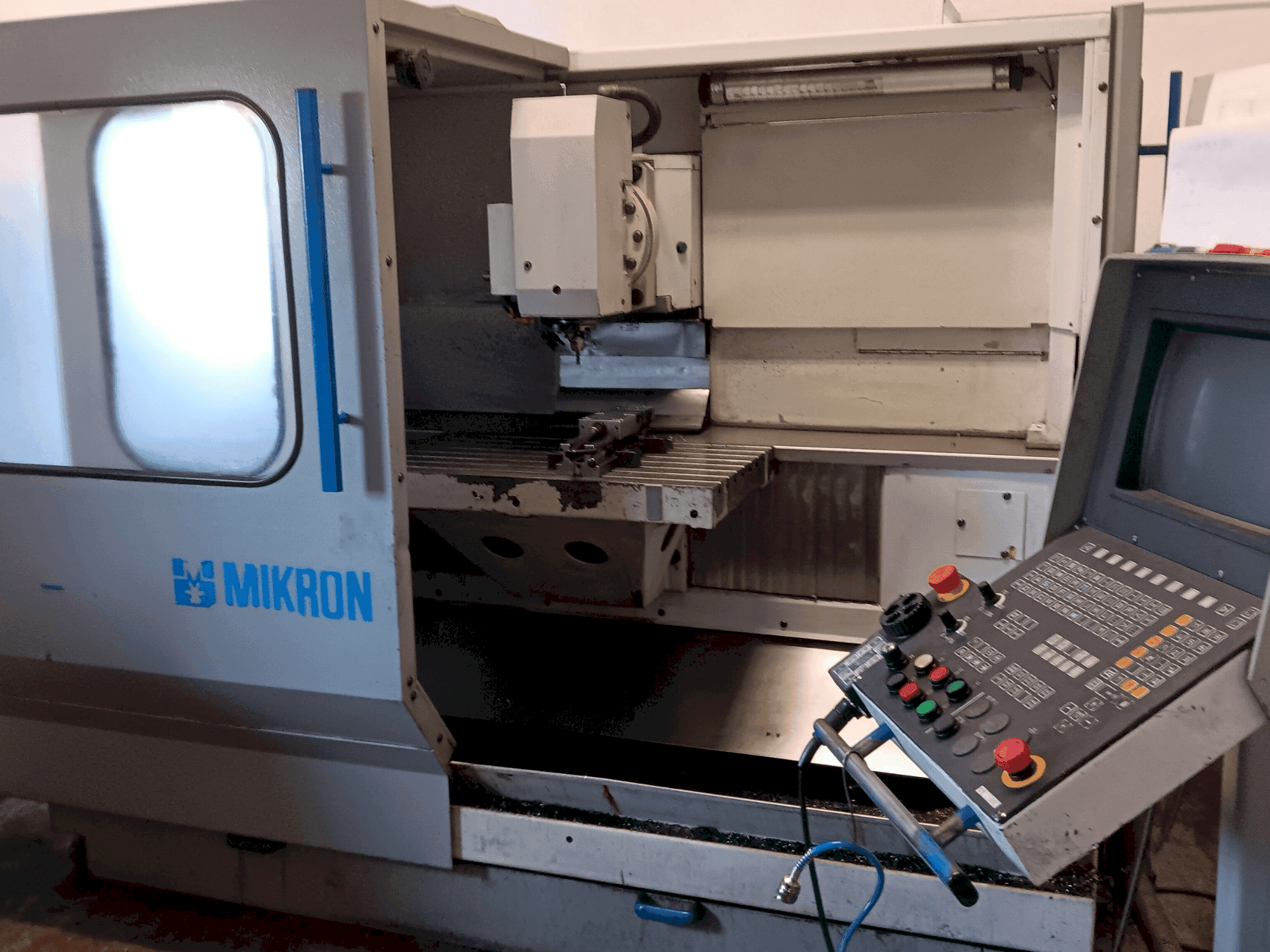 MACHINE_IMG_ALT_FRONT_VIEW