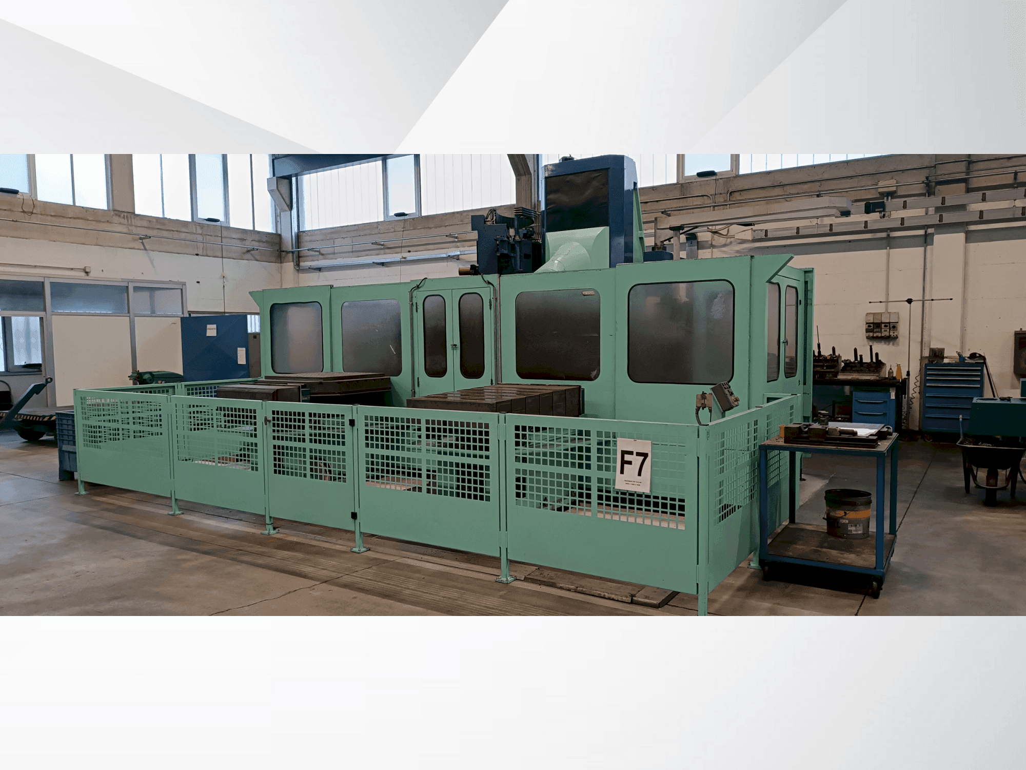 MACHINE_IMG_ALT_FRONT_VIEW