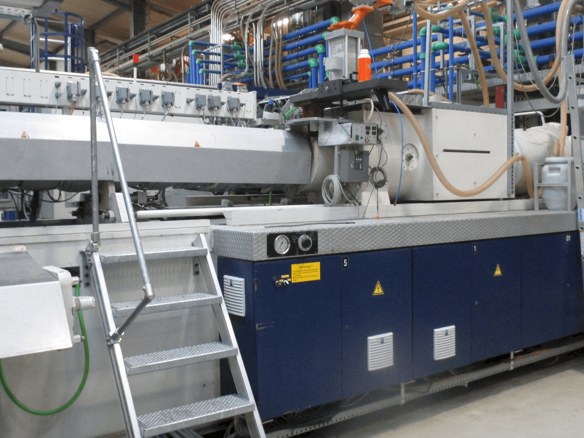 MACHINE_IMG_ALT_FRONT_VIEW