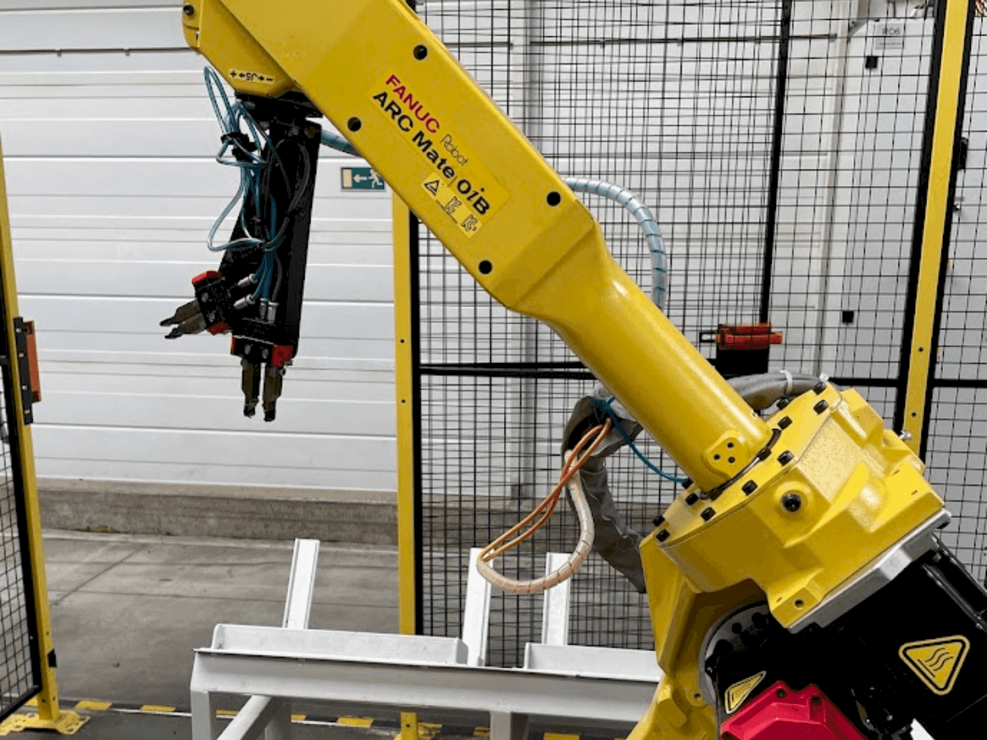 MACHINE_IMG_ALT_FRONT_VIEW
