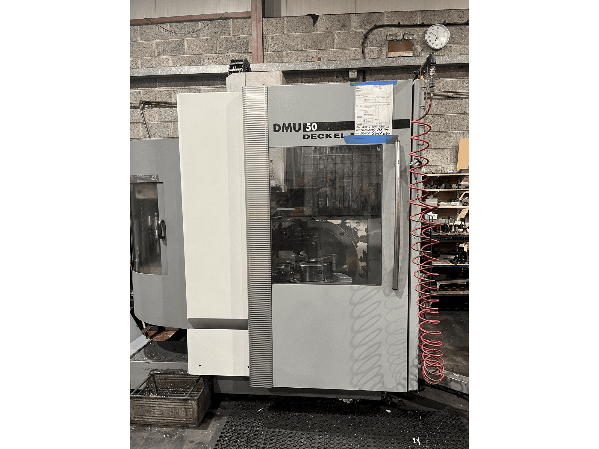 MACHINE_IMG_ALT_FRONT_VIEW