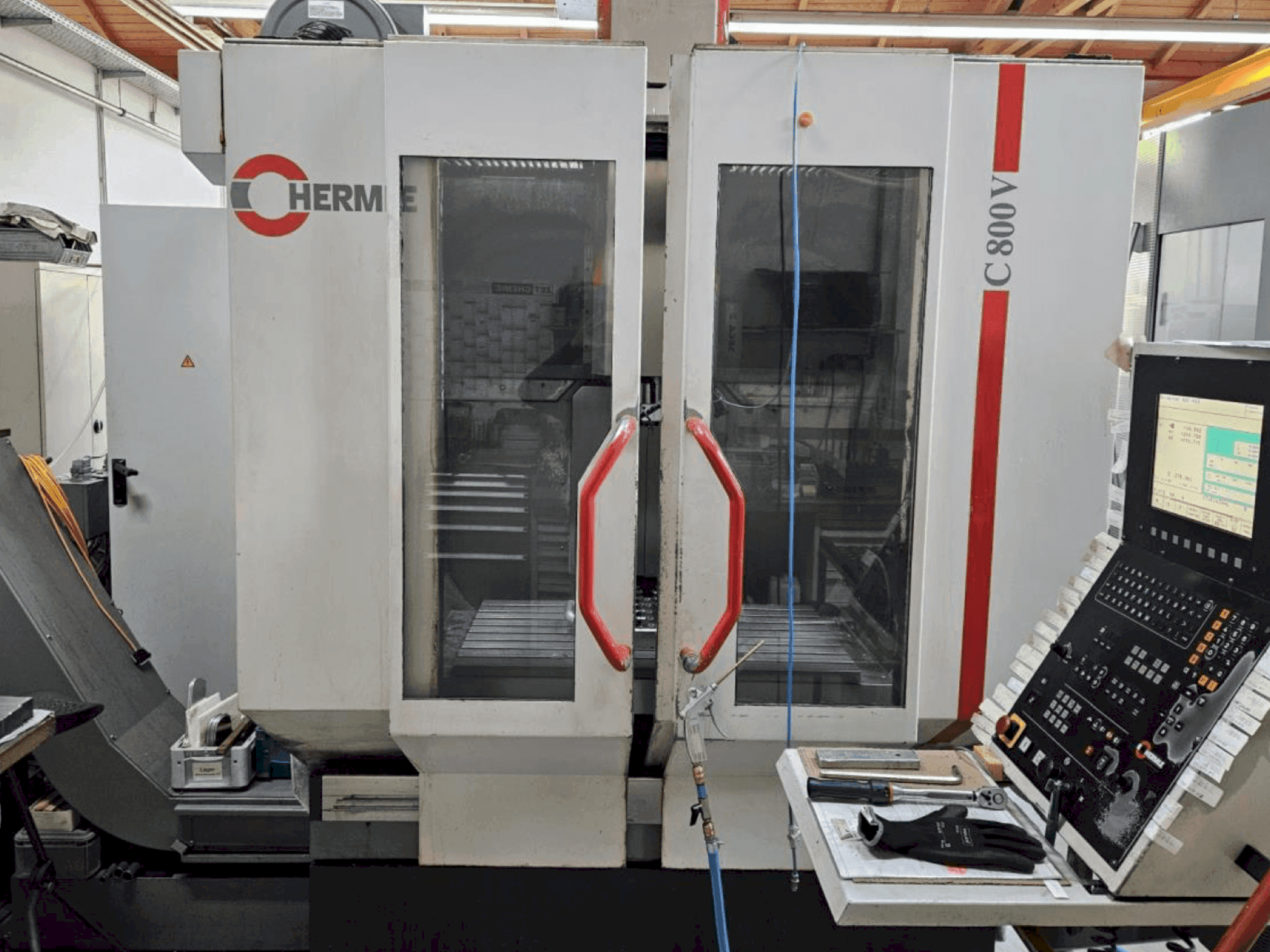 MACHINE_IMG_ALT_FRONT_VIEW