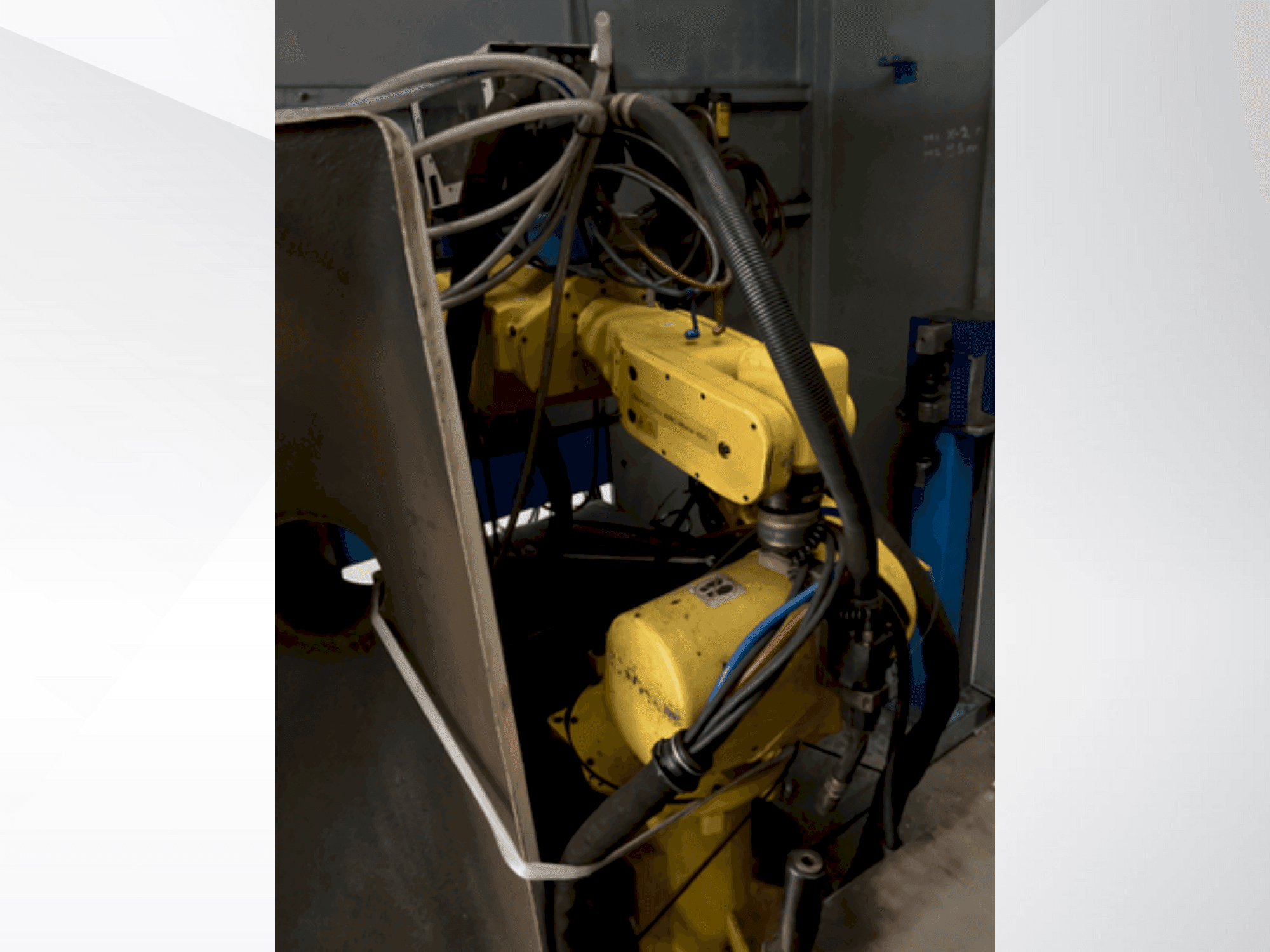 MACHINE_IMG_ALT_FRONT_VIEW