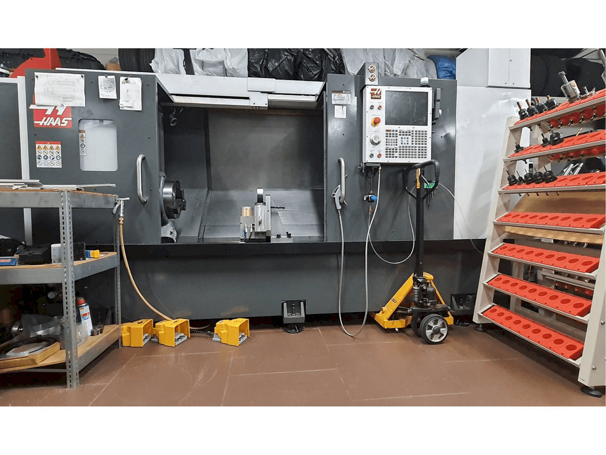 MACHINE_IMG_ALT_FRONT_VIEW