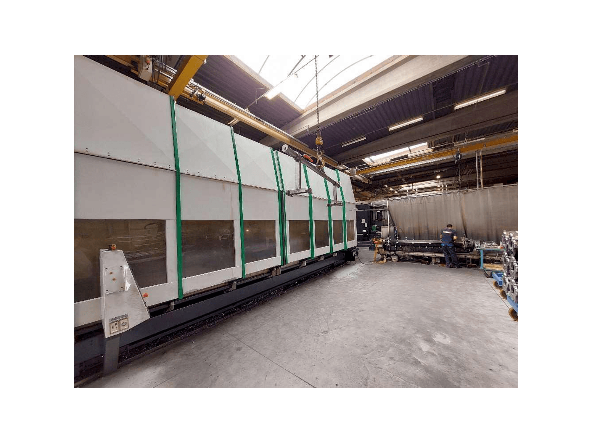 MACHINE_IMG_ALT_FRONT_VIEW