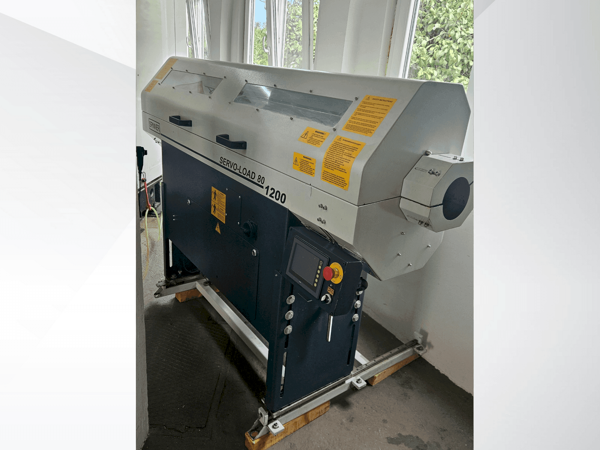 MACHINE_IMG_ALT_FRONT_VIEW