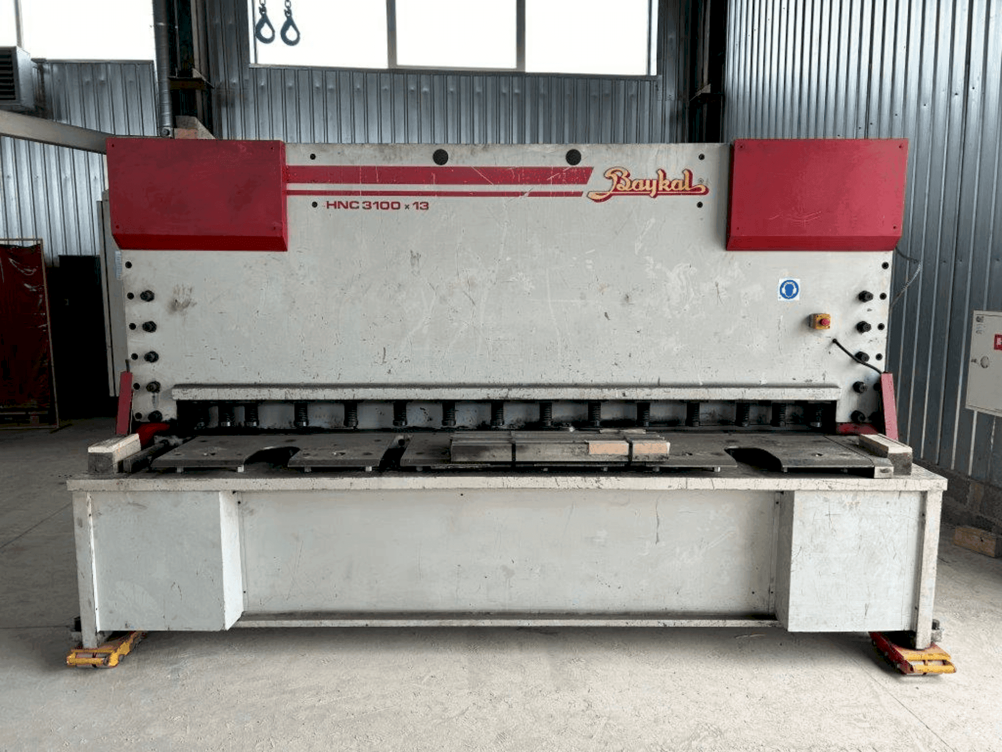 MACHINE_IMG_ALT_FRONT_VIEW