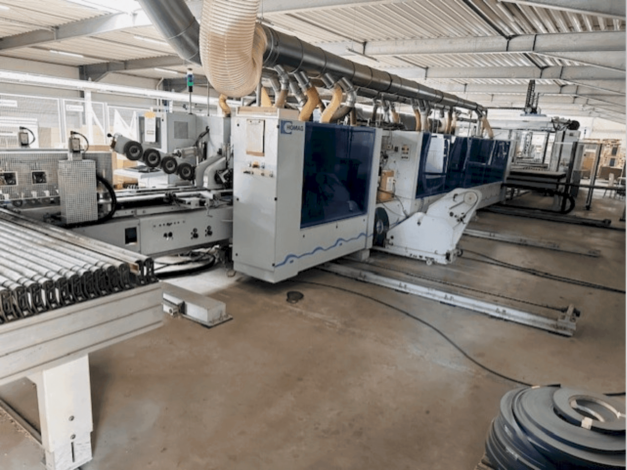 MACHINE_IMG_ALT_FRONT_VIEW