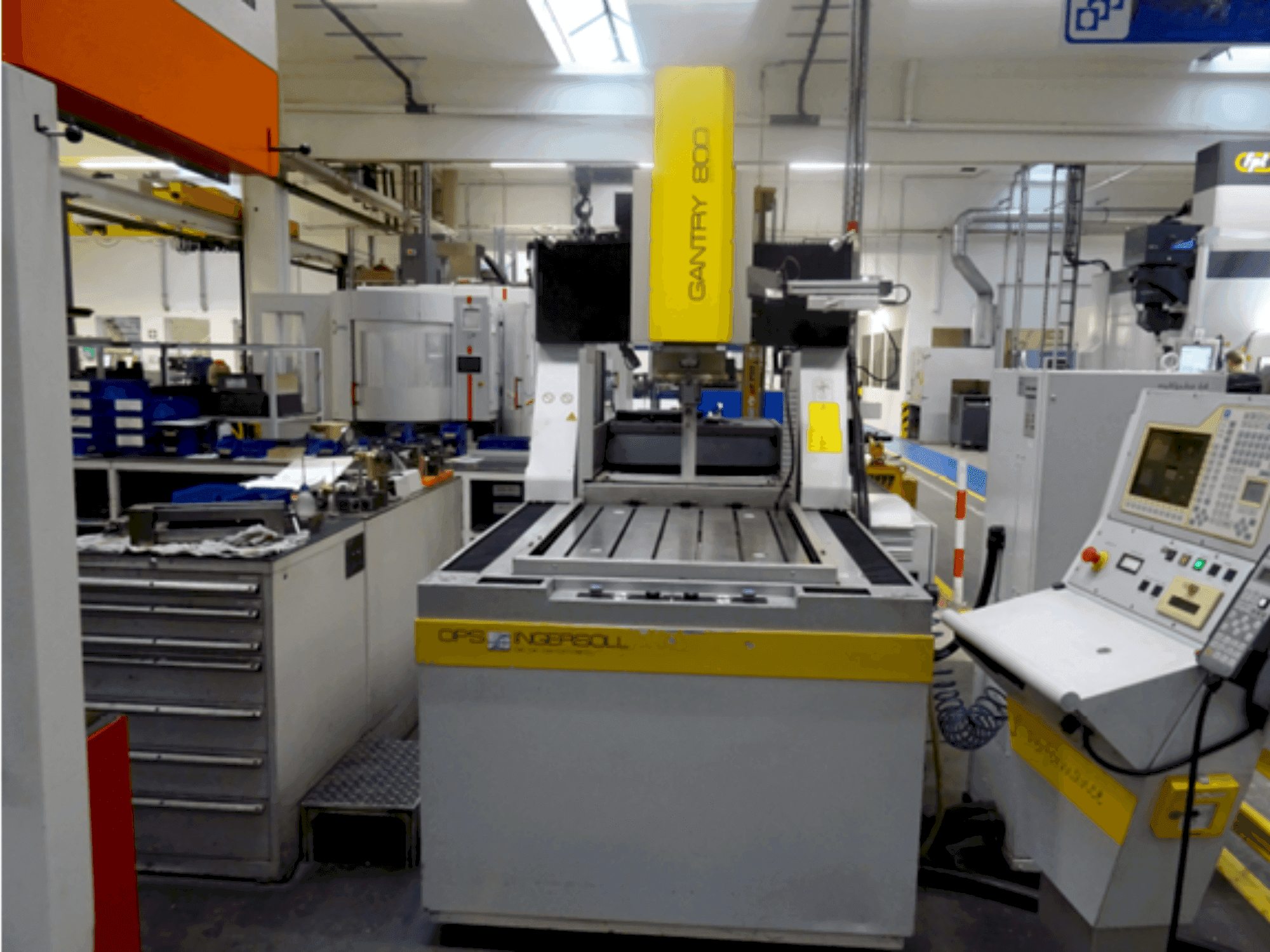 MACHINE_IMG_ALT_FRONT_VIEW
