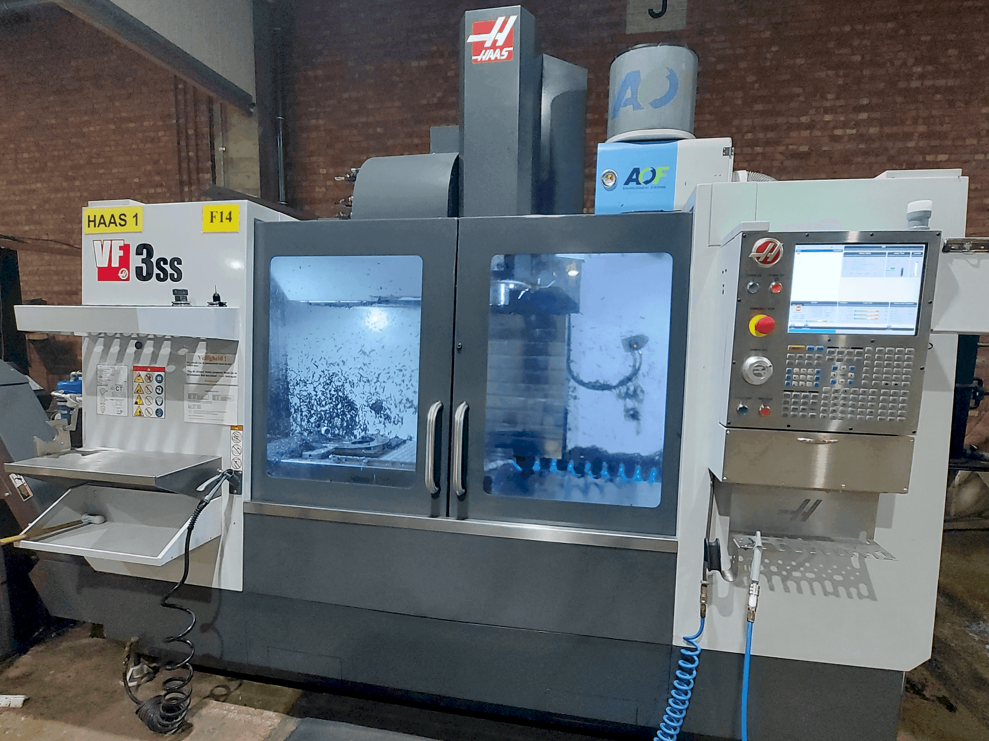 MACHINE_IMG_ALT_FRONT_VIEW
