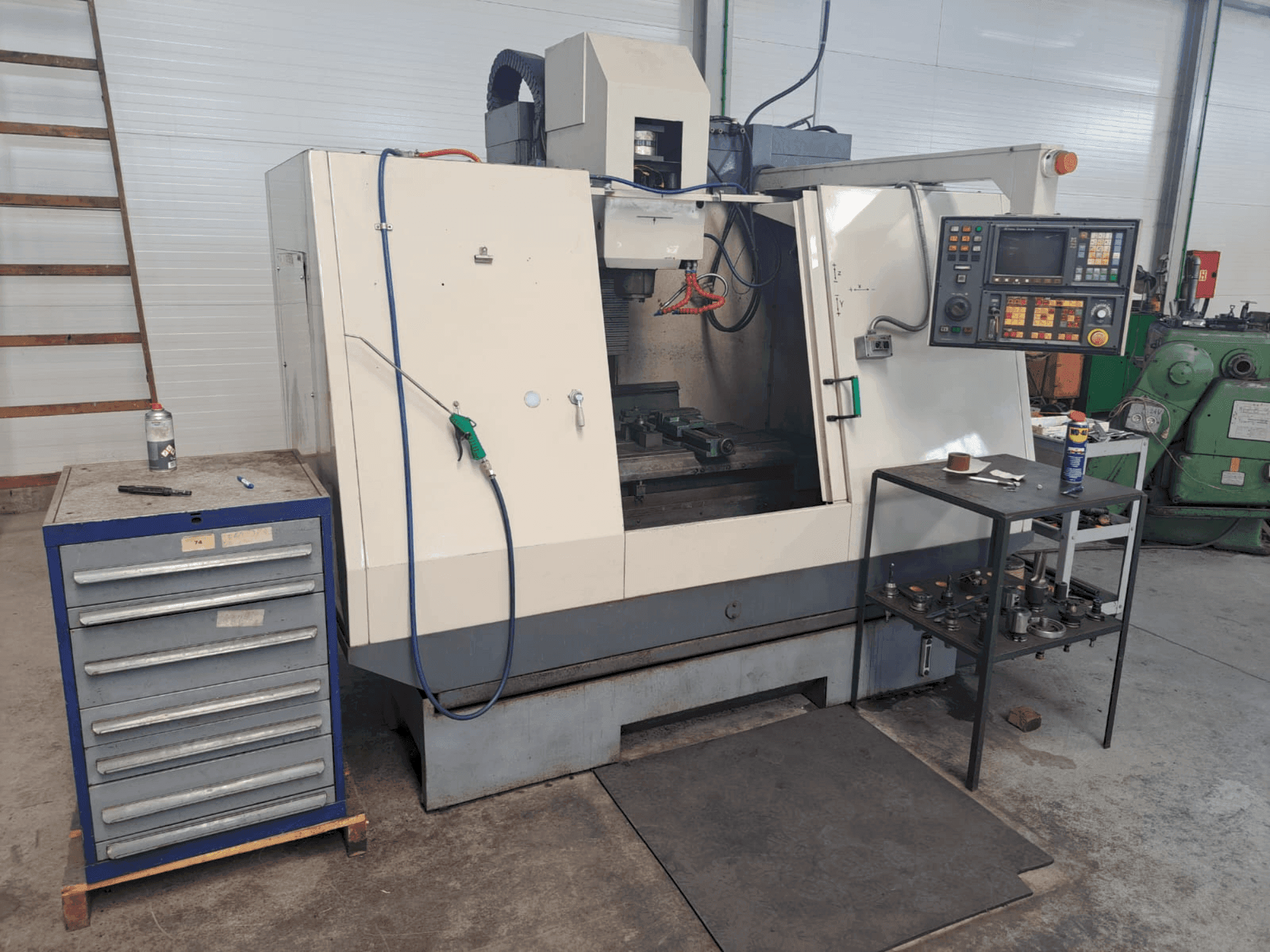 MACHINE_IMG_ALT_FRONT_VIEW