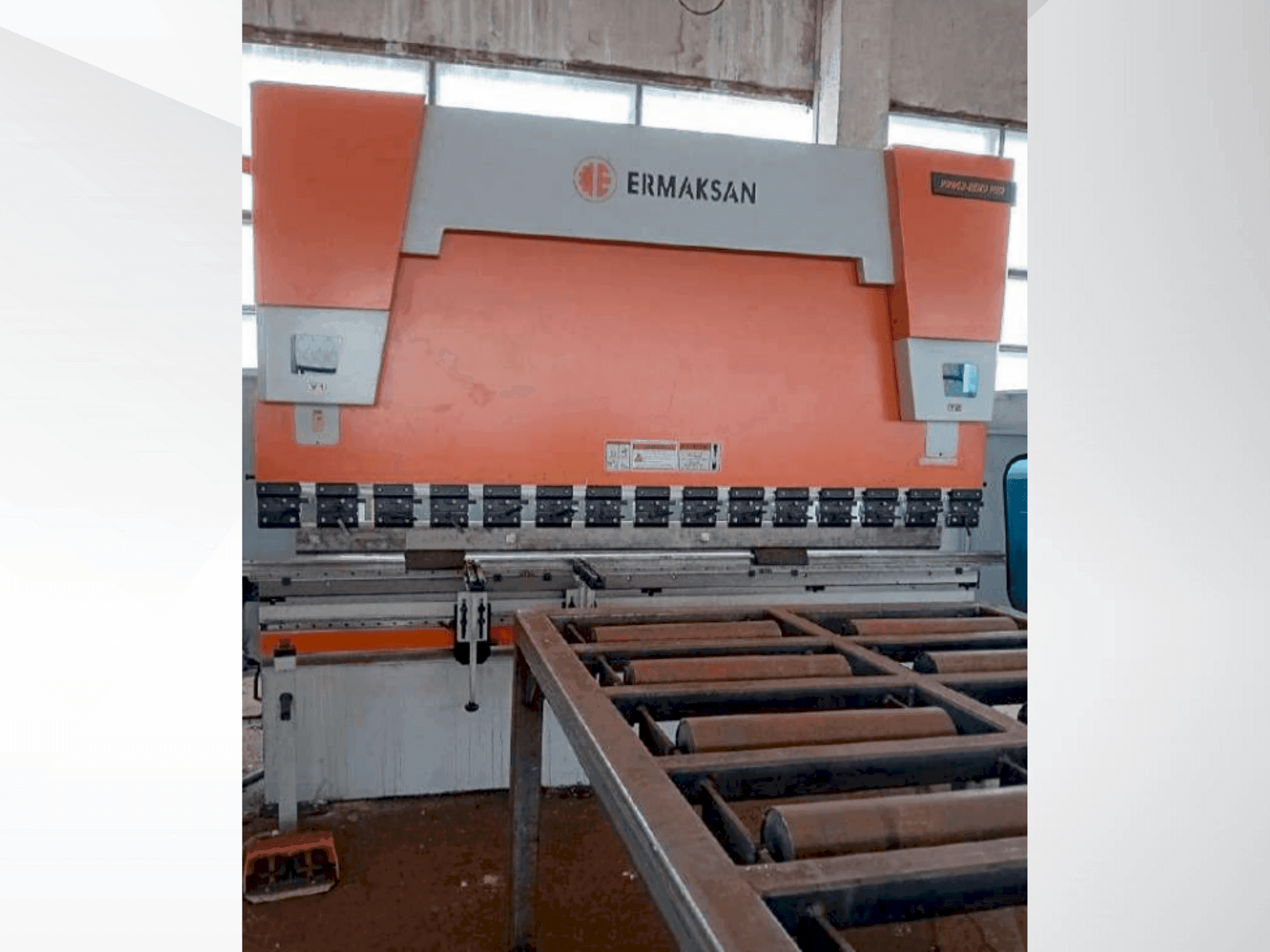 MACHINE_IMG_ALT_FRONT_VIEW