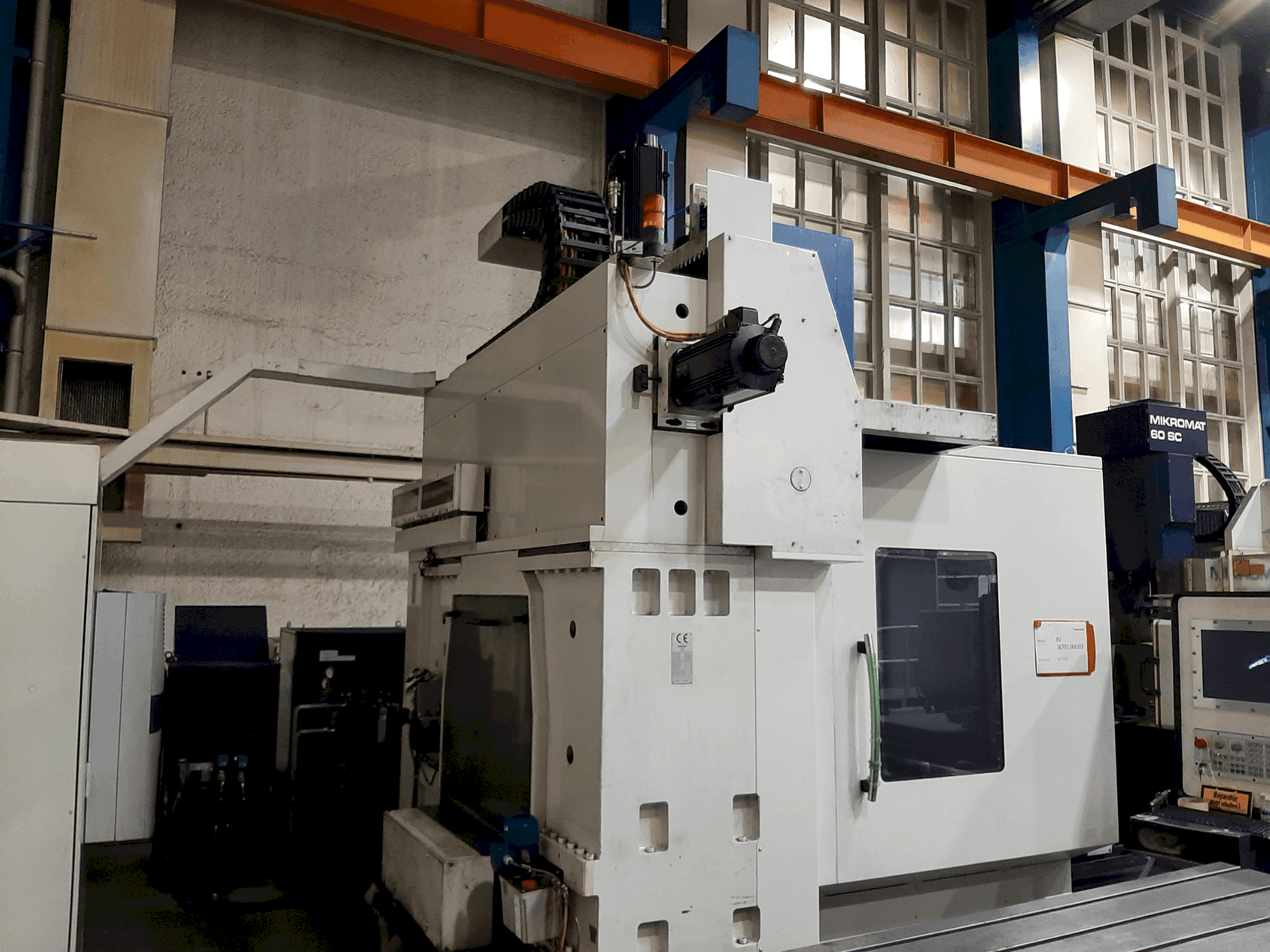 MACHINE_IMG_ALT_FRONT_VIEW