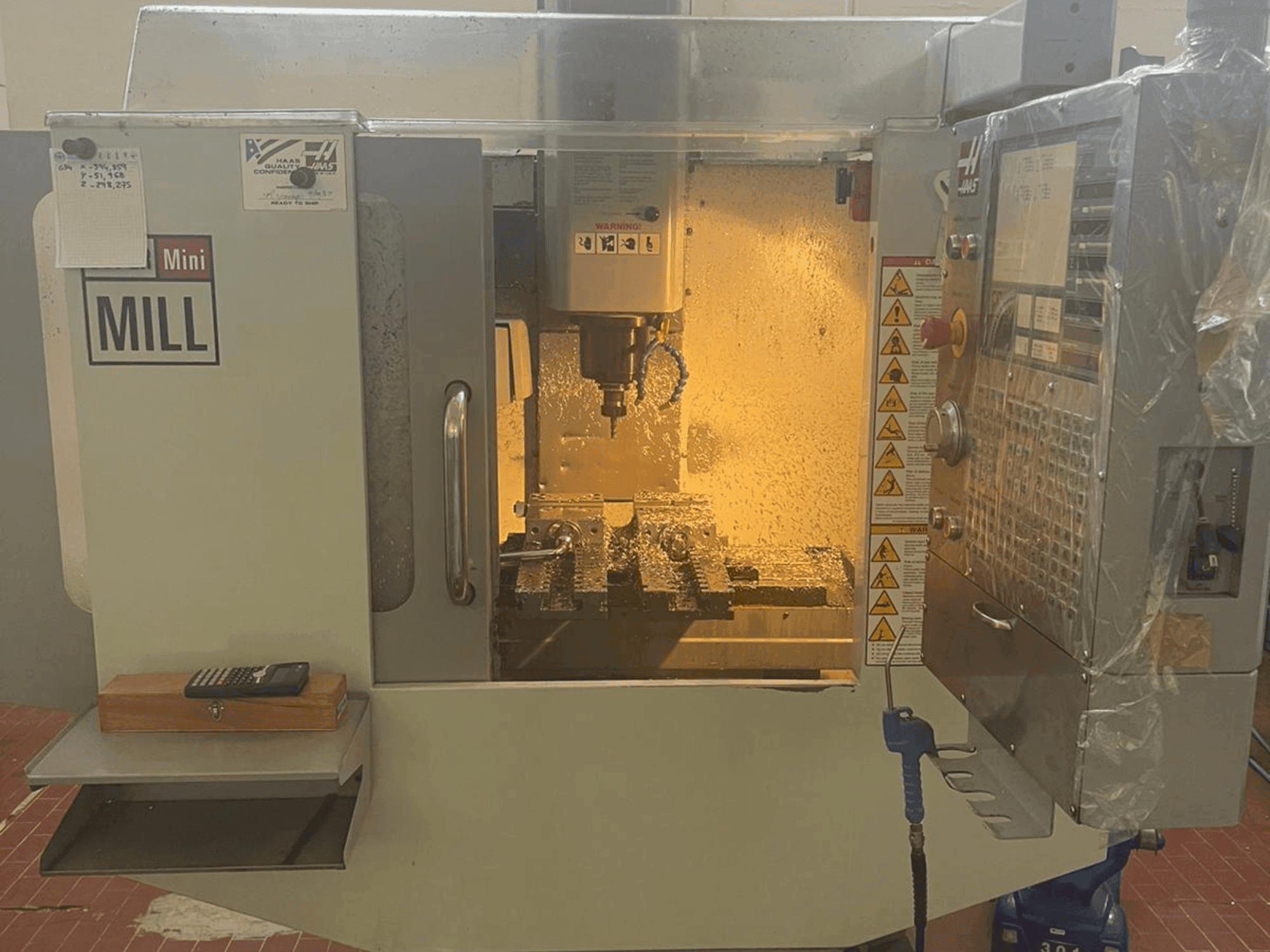 MACHINE_IMG_ALT_FRONT_VIEW