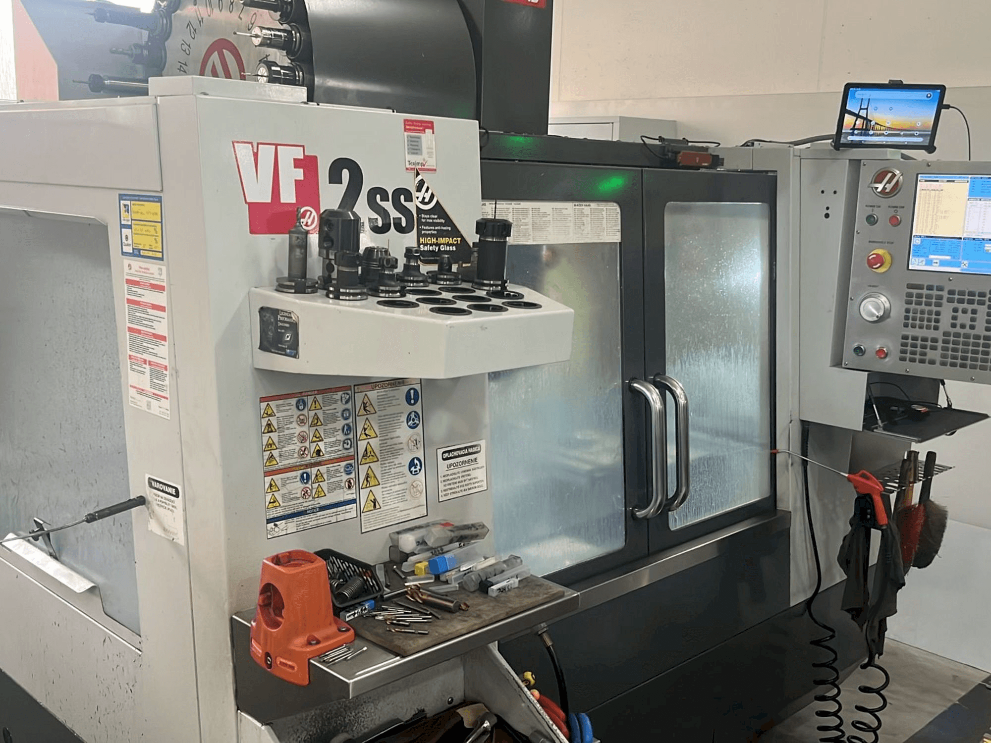 MACHINE_IMG_ALT_FRONT_VIEW