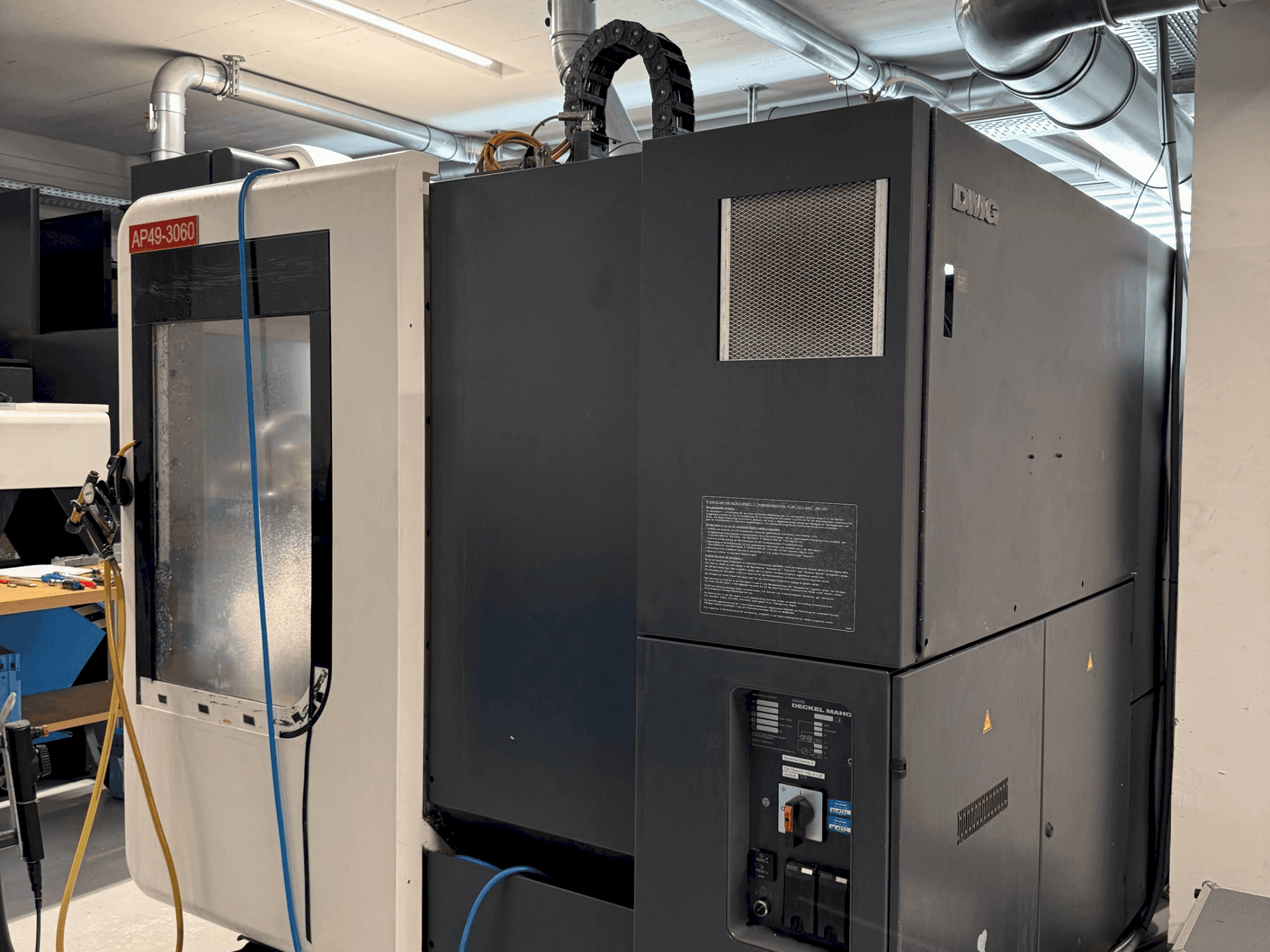 MACHINE_IMG_ALT_FRONT_VIEW