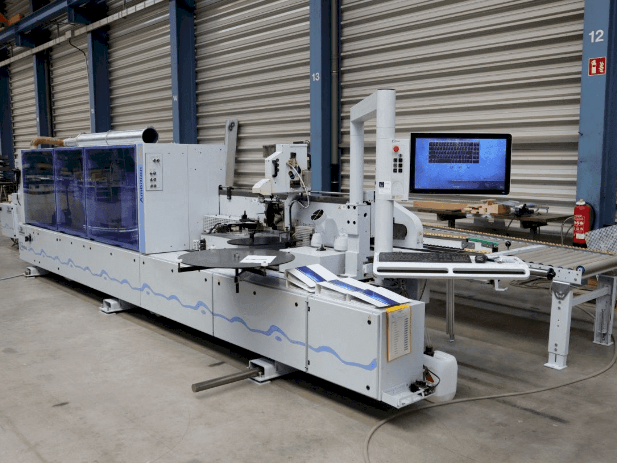 MACHINE_IMG_ALT_FRONT_VIEW