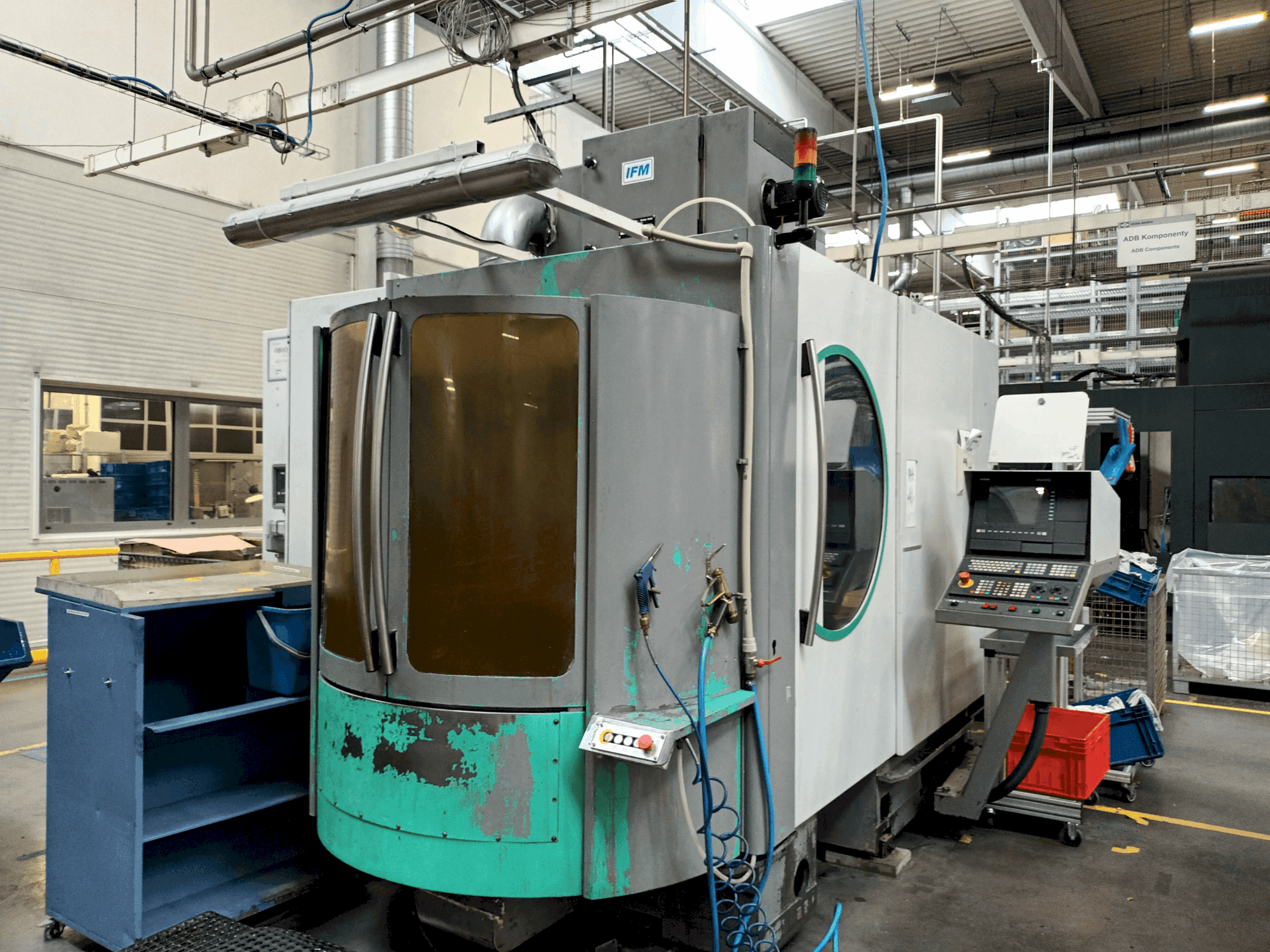 MACHINE_IMG_ALT_FRONT_VIEW