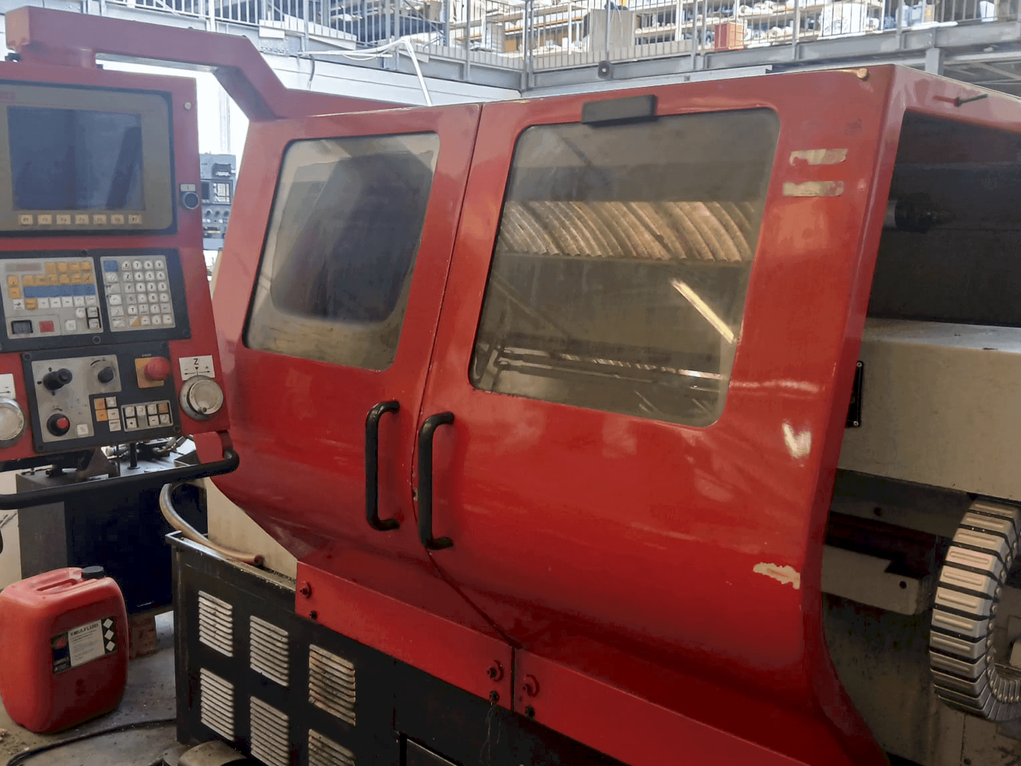 MACHINE_IMG_ALT_FRONT_VIEW