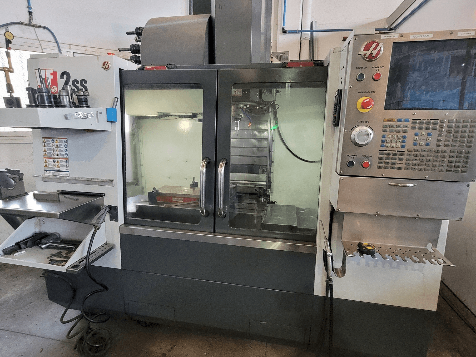 MACHINE_IMG_ALT_FRONT_VIEW