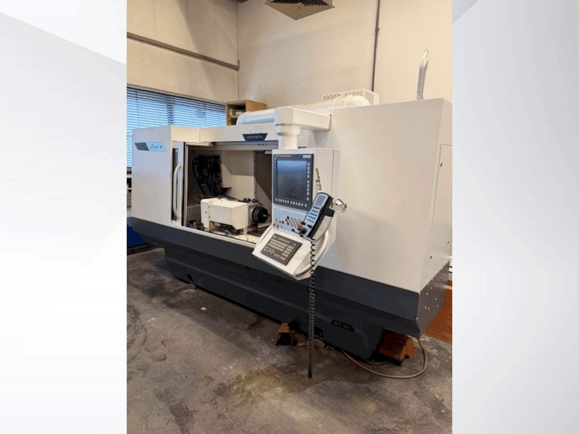 MACHINE_IMG_ALT_FRONT_VIEW