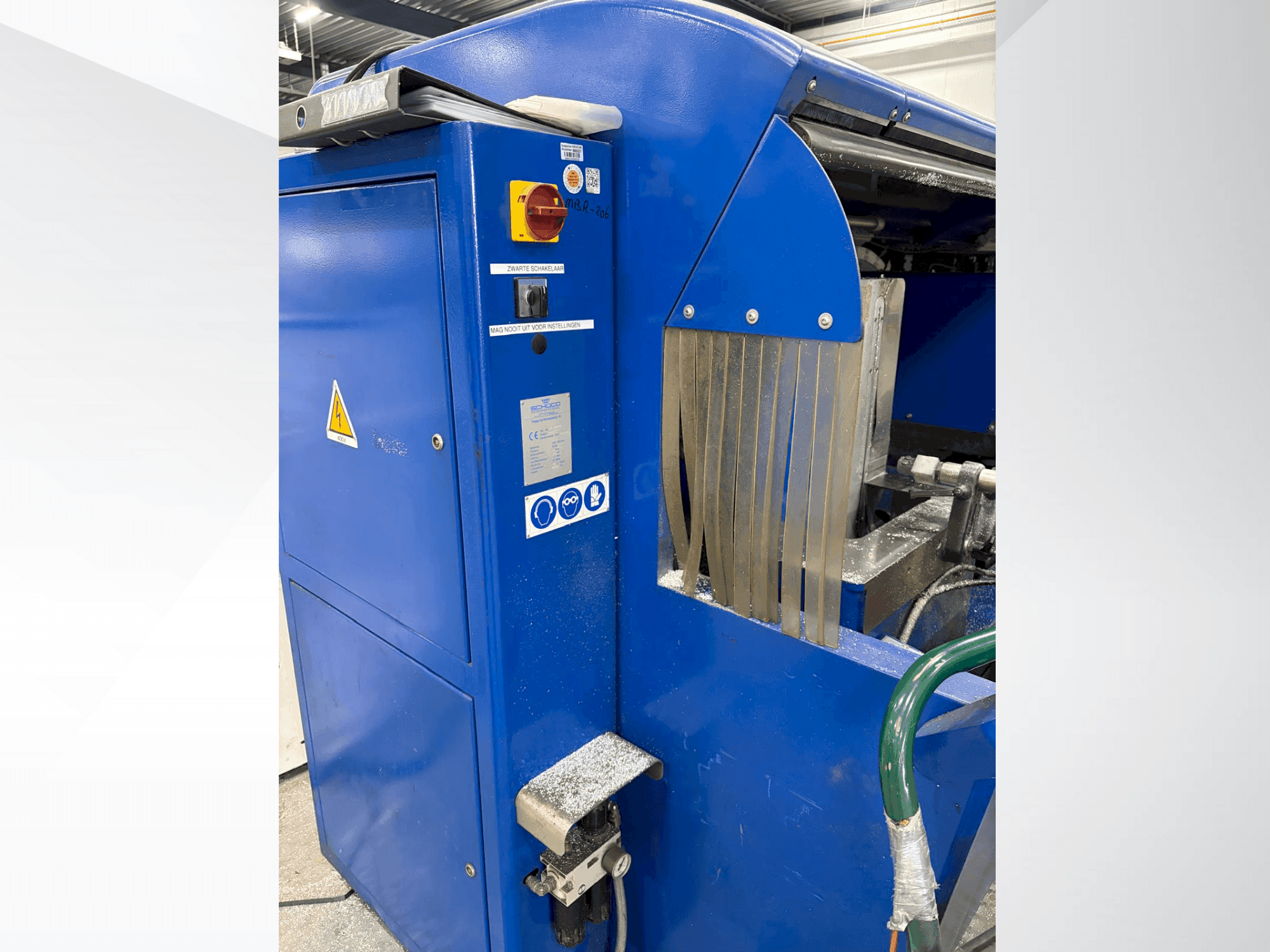 MACHINE_IMG_ALT_FRONT_VIEW