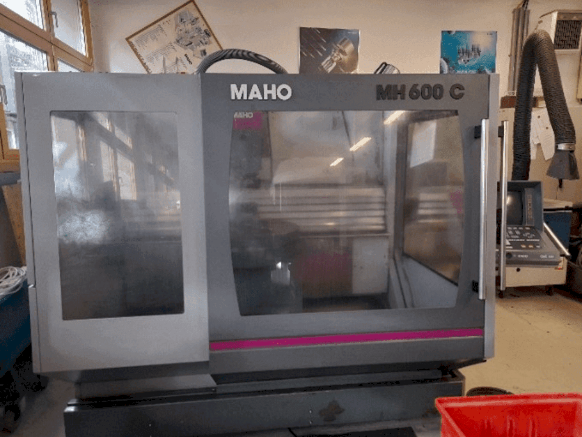 MACHINE_IMG_ALT_FRONT_VIEW