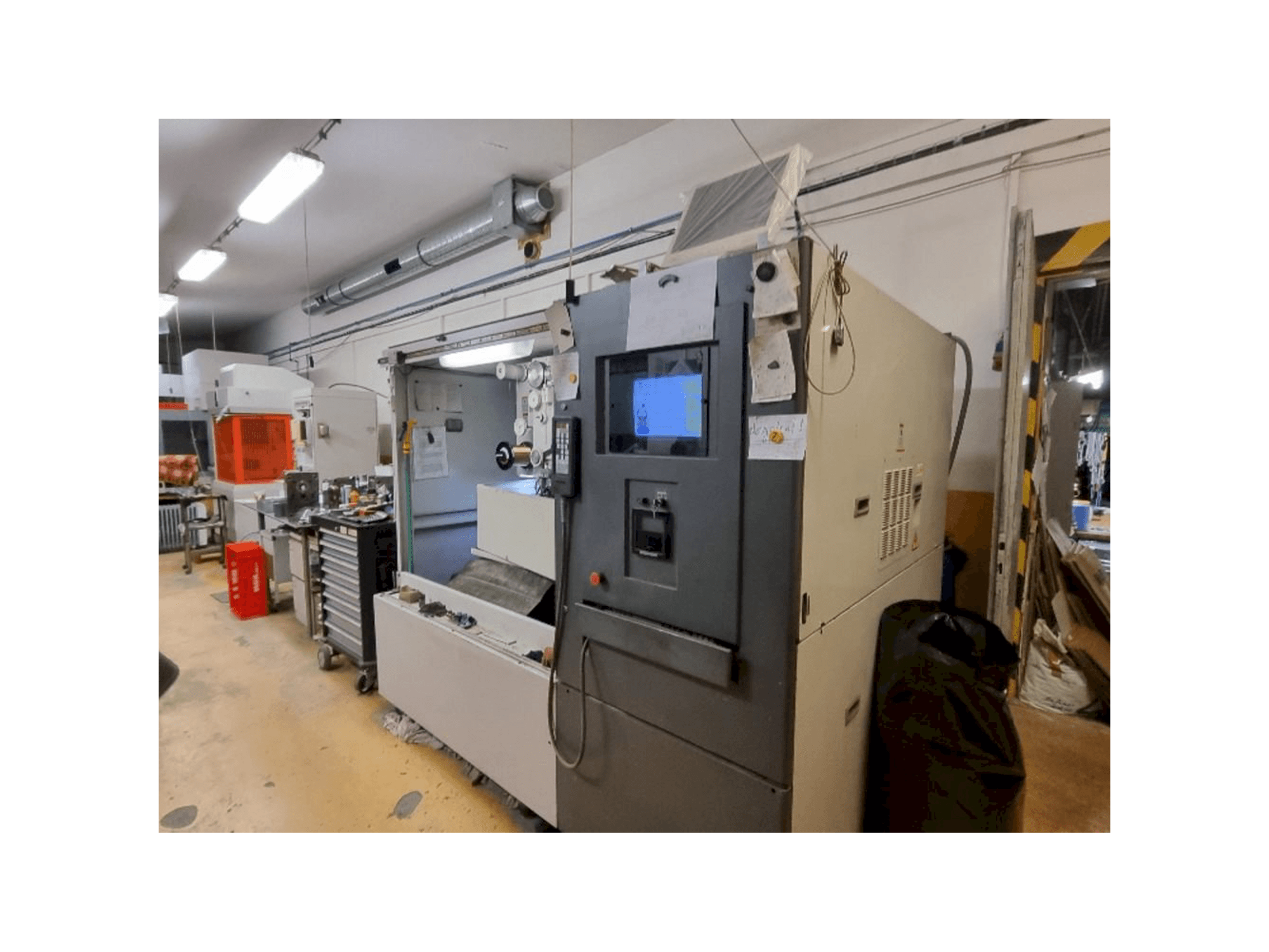 MACHINE_IMG_ALT_FRONT_VIEW