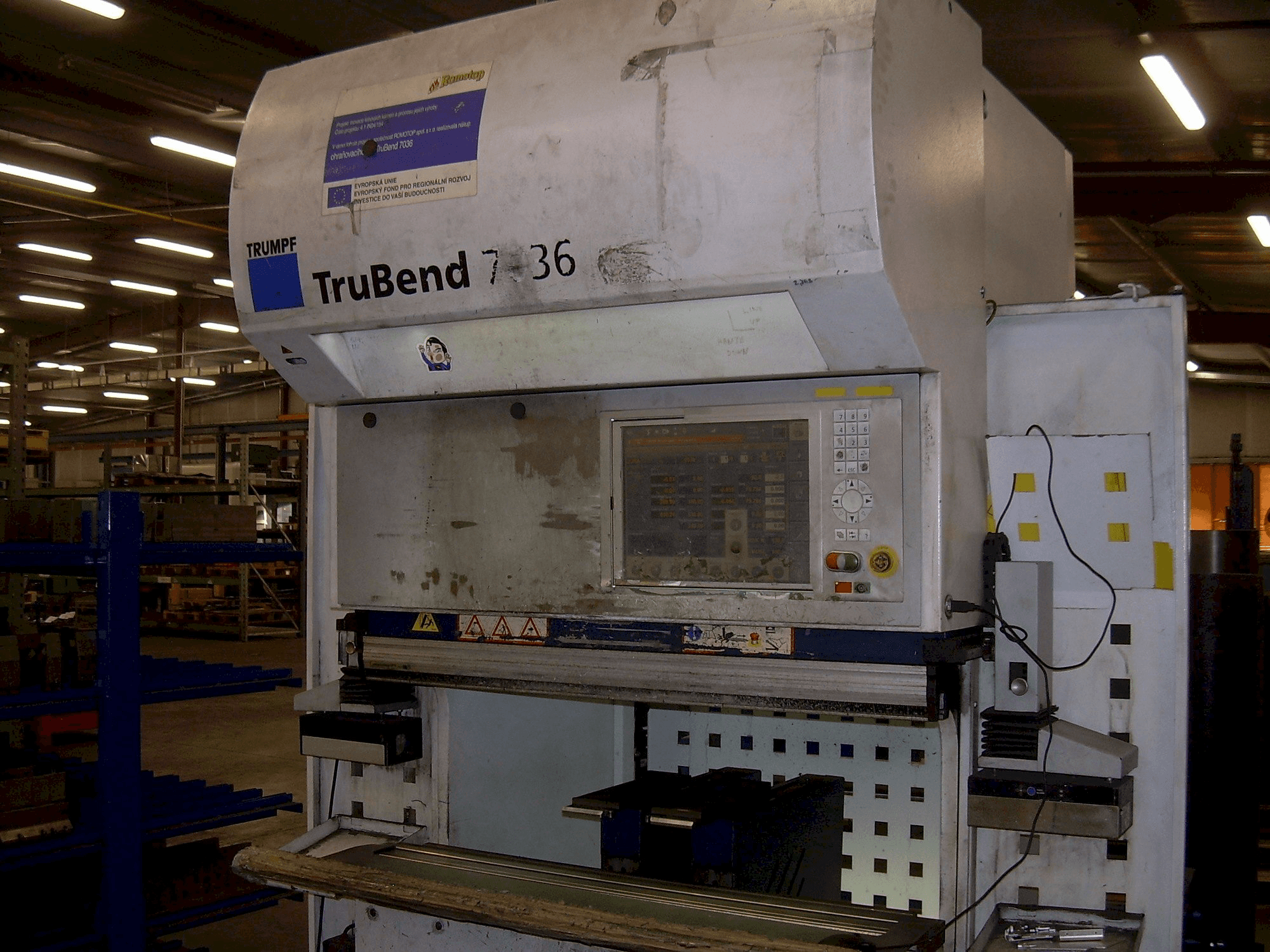 MACHINE_IMG_ALT_FRONT_VIEW