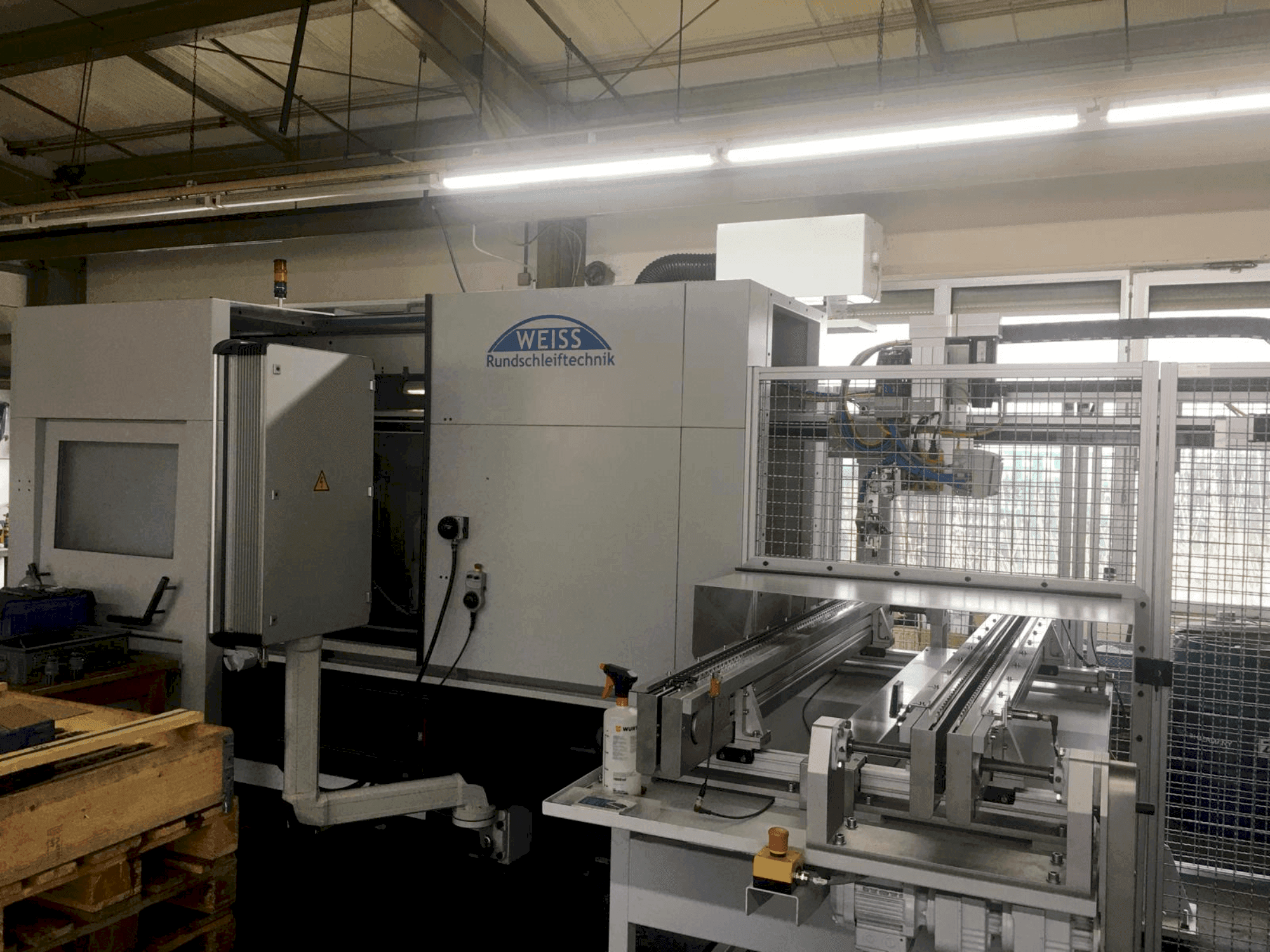 MACHINE_IMG_ALT_FRONT_VIEW