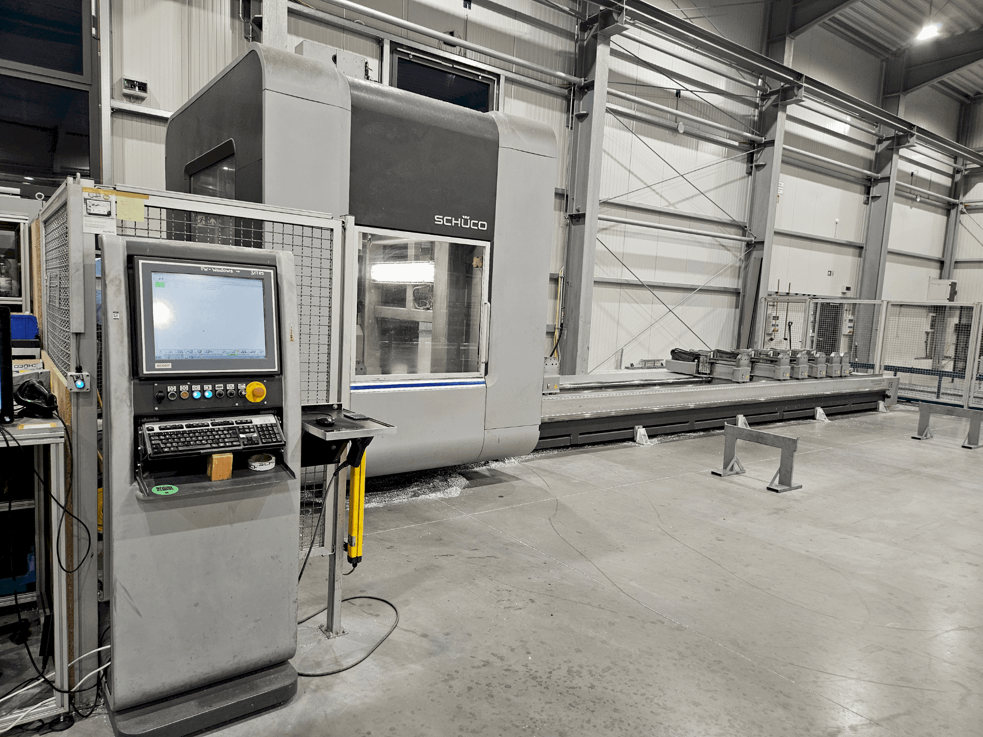 MACHINE_IMG_ALT_FRONT_VIEW