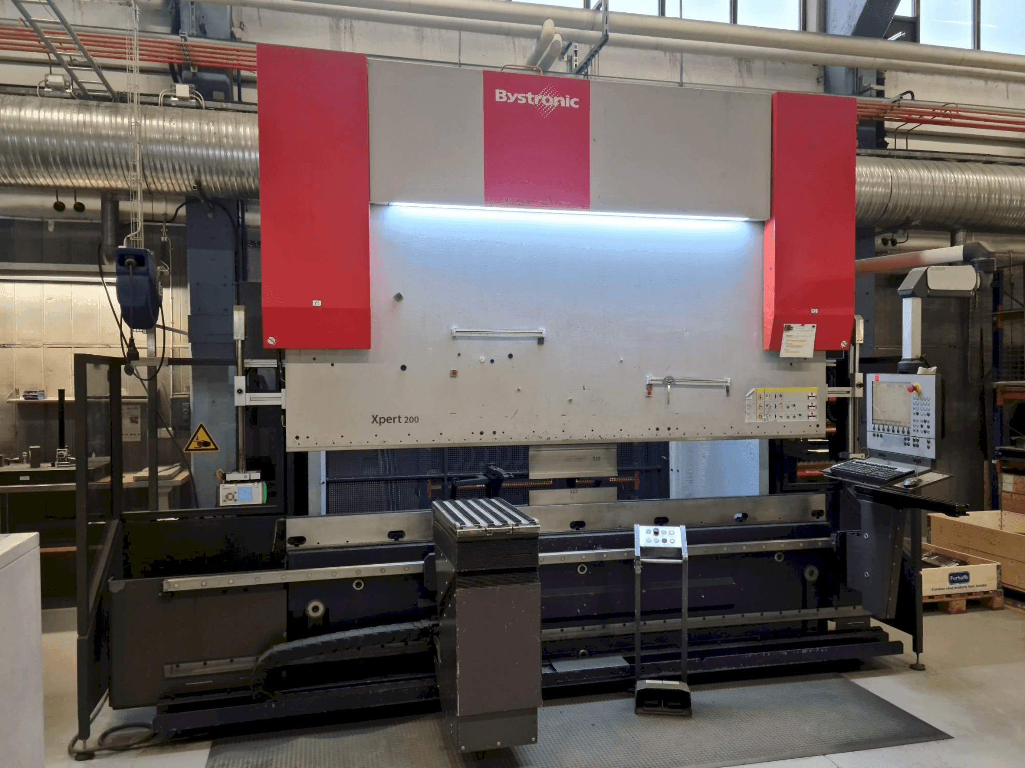 MACHINE_IMG_ALT_FRONT_VIEW