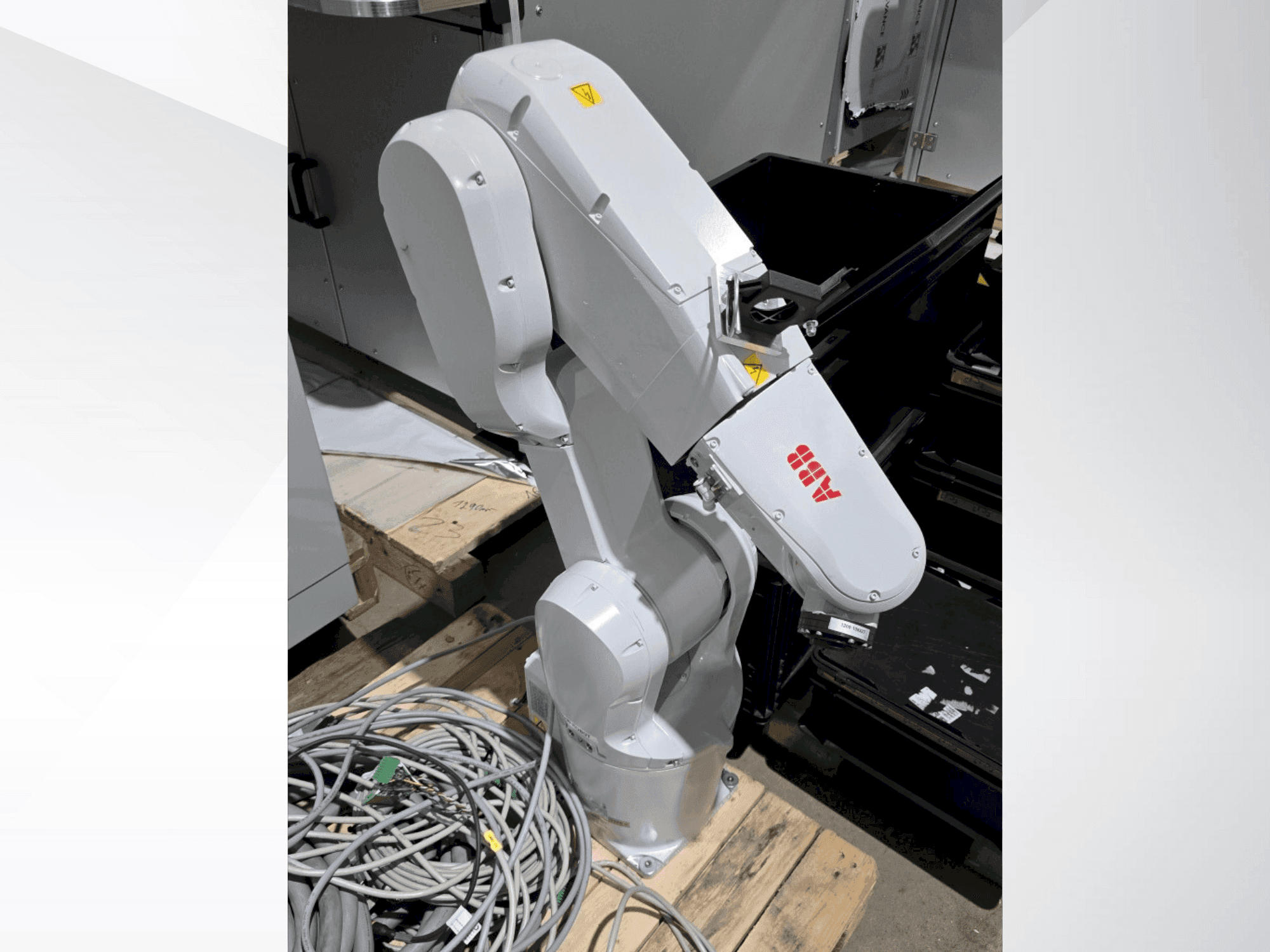 MACHINE_IMG_ALT_FRONT_VIEW
