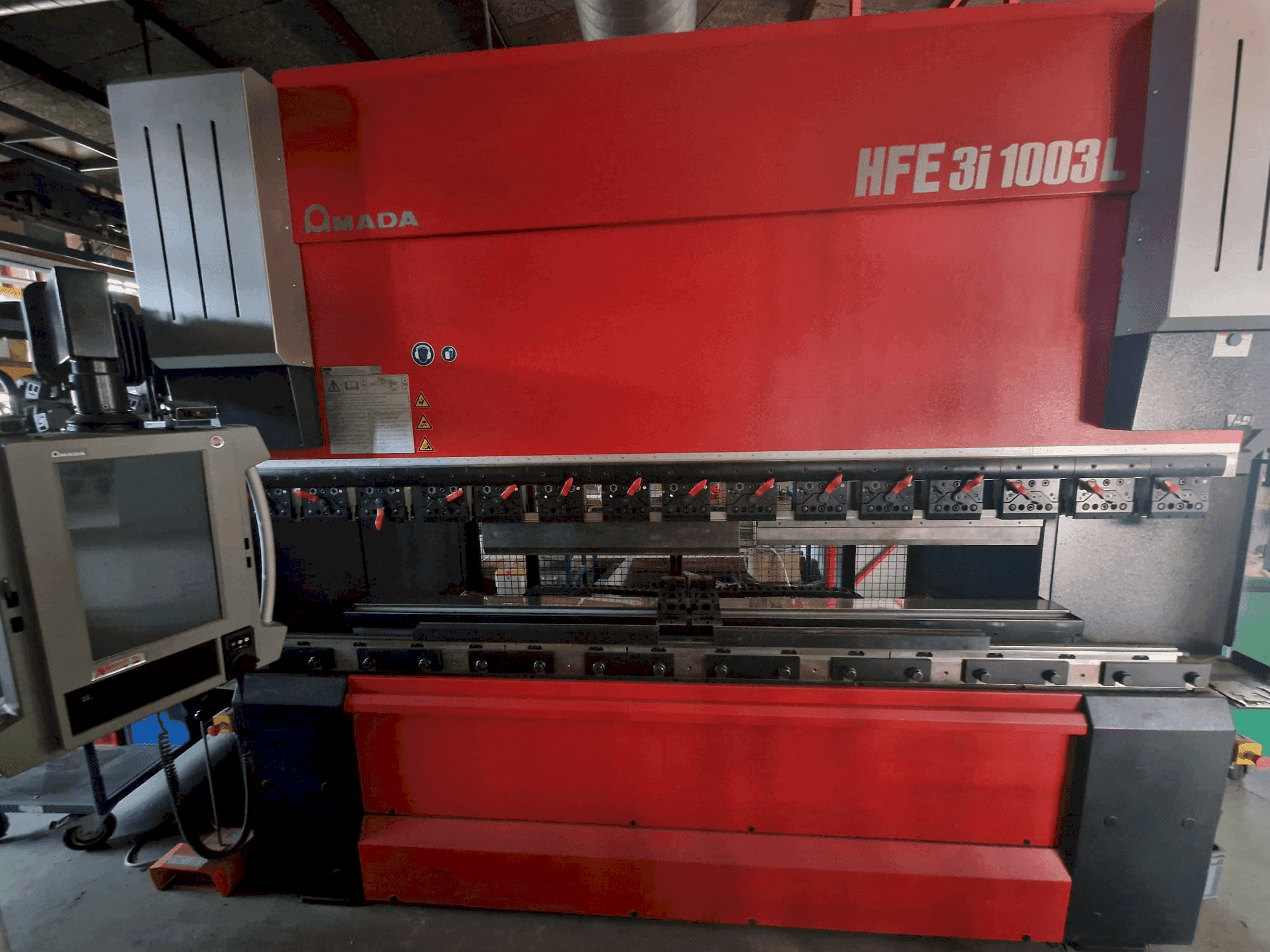 MACHINE_IMG_ALT_FRONT_VIEW