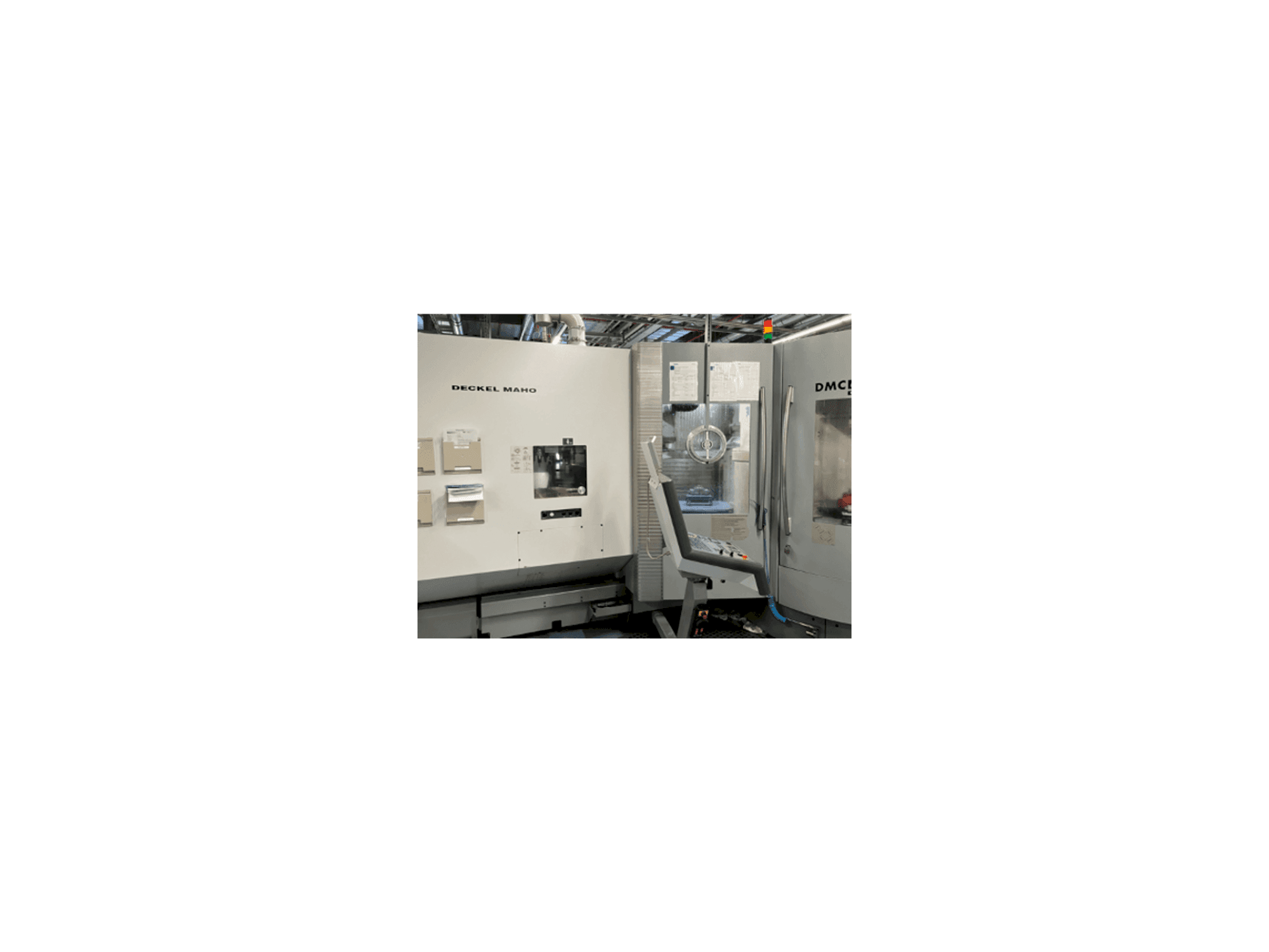 Front view of DECKEL MAHO DMC 60 T RS3 machine