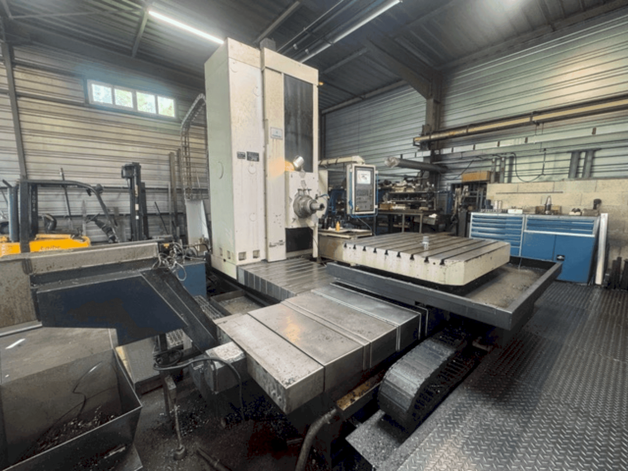 MACHINE_IMG_ALT_FRONT_VIEW