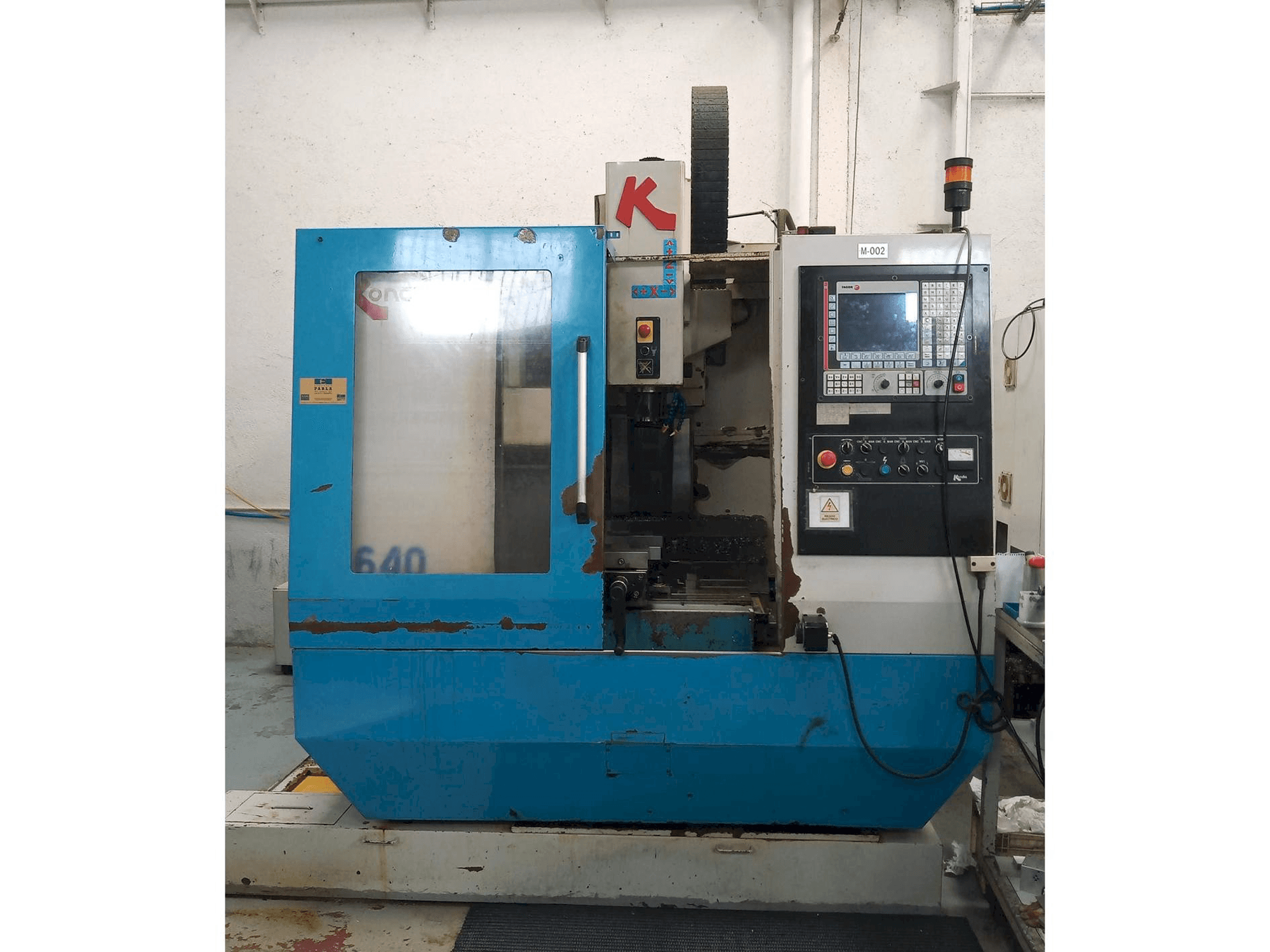 Front view of KONDIA B-640 machine