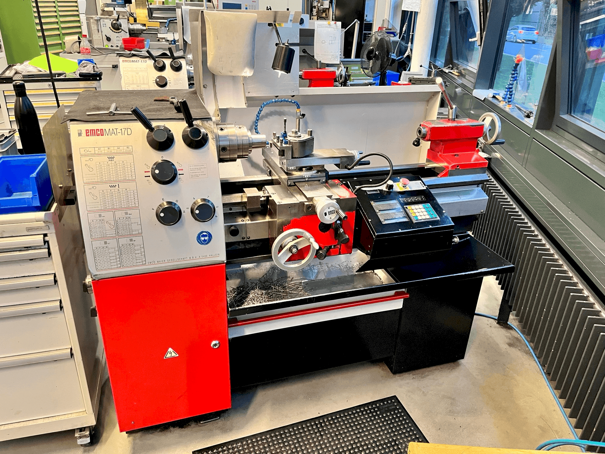 MACHINE_IMG_ALT_FRONT_VIEW