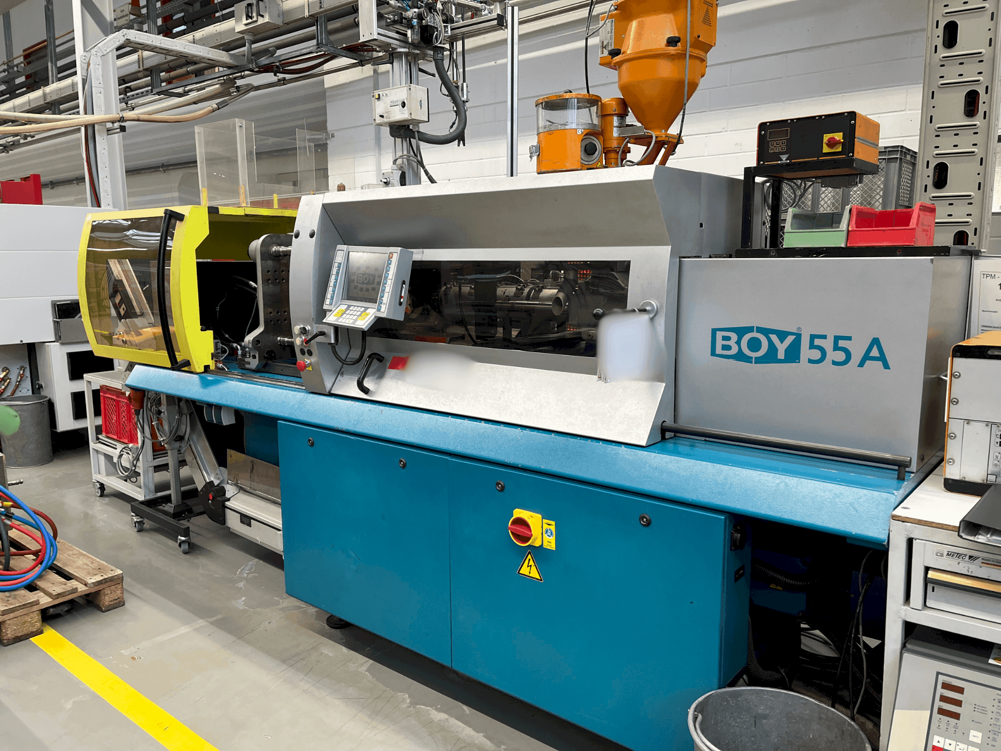 MACHINE_IMG_ALT_FRONT_VIEW