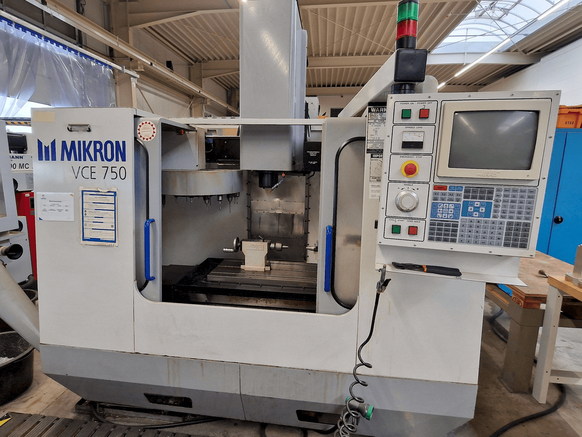 MACHINE_IMG_ALT_FRONT_VIEW