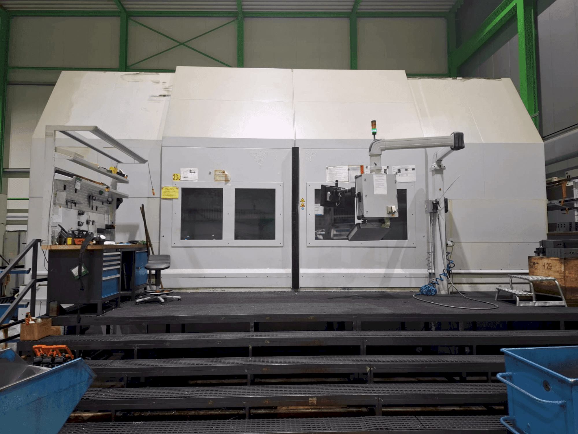 MACHINE_IMG_ALT_FRONT_VIEW