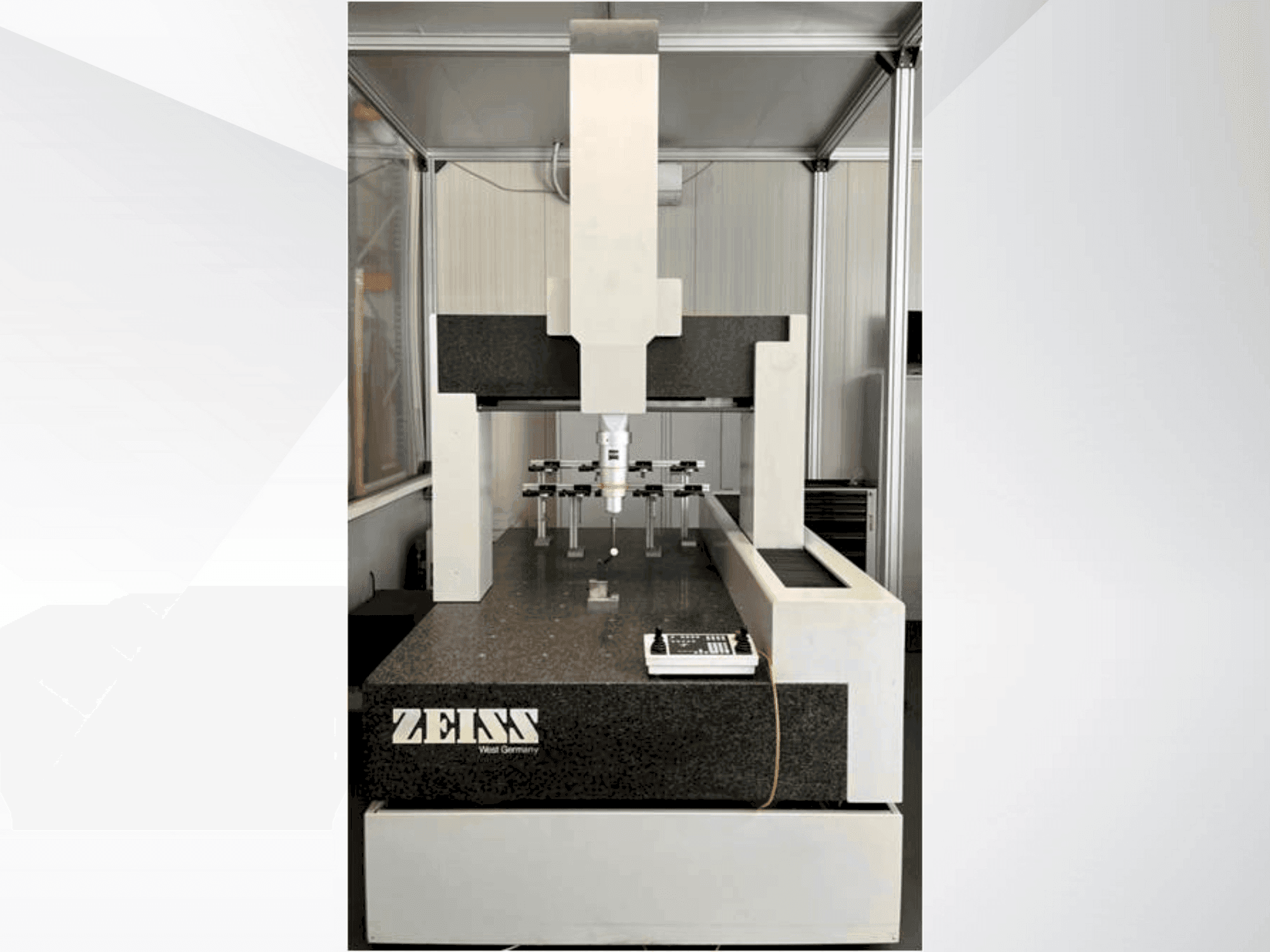 MACHINE_IMG_ALT_FRONT_VIEW