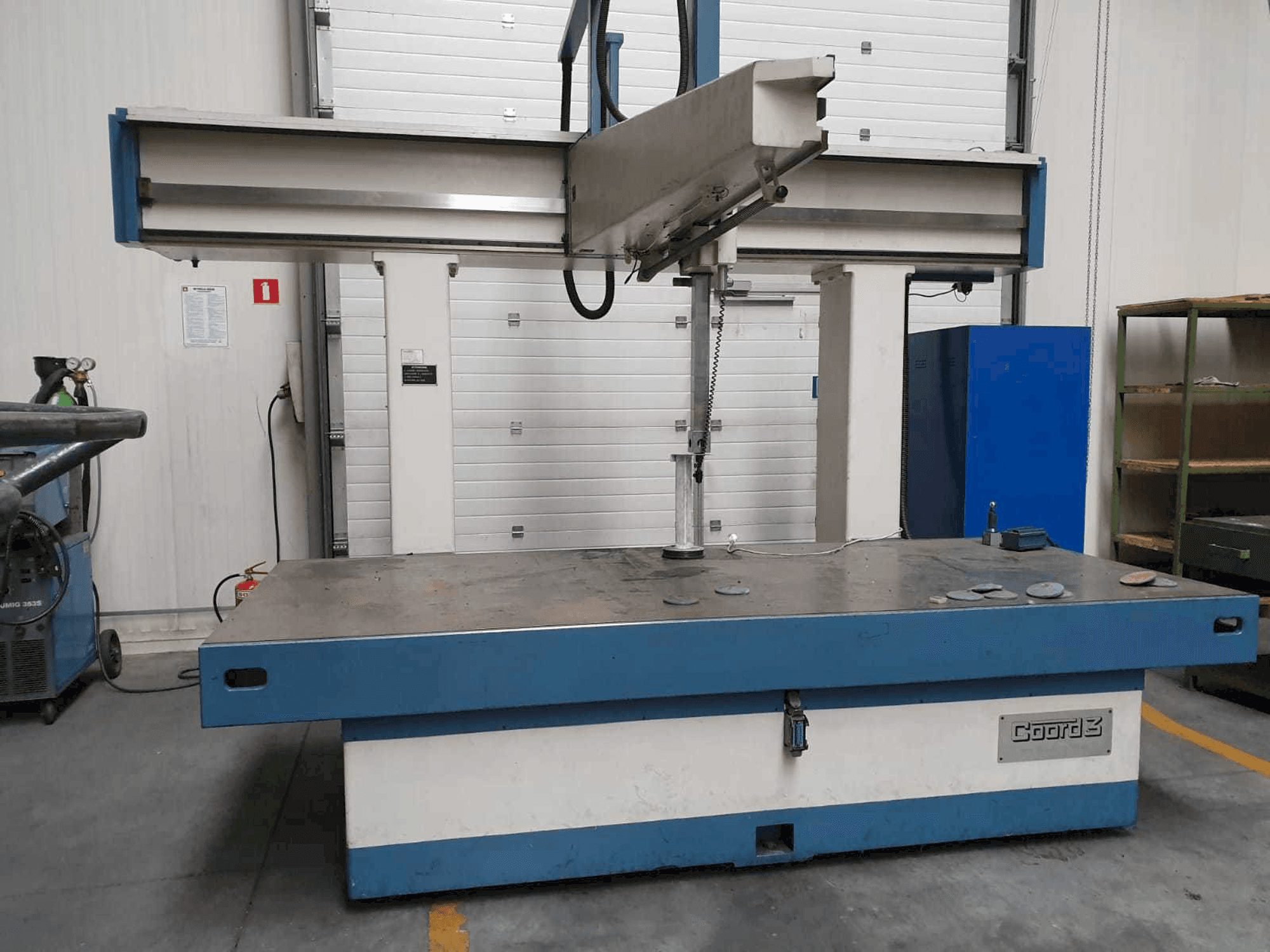 Front view of Coord3 TR32 machine