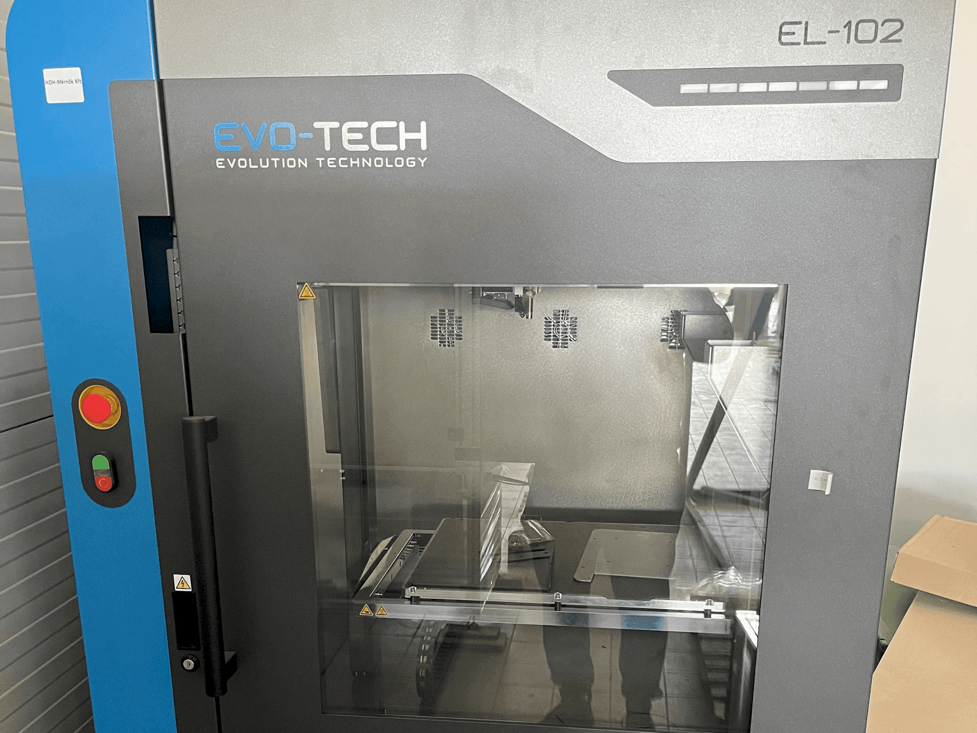 MACHINE_IMG_ALT_FRONT_VIEW