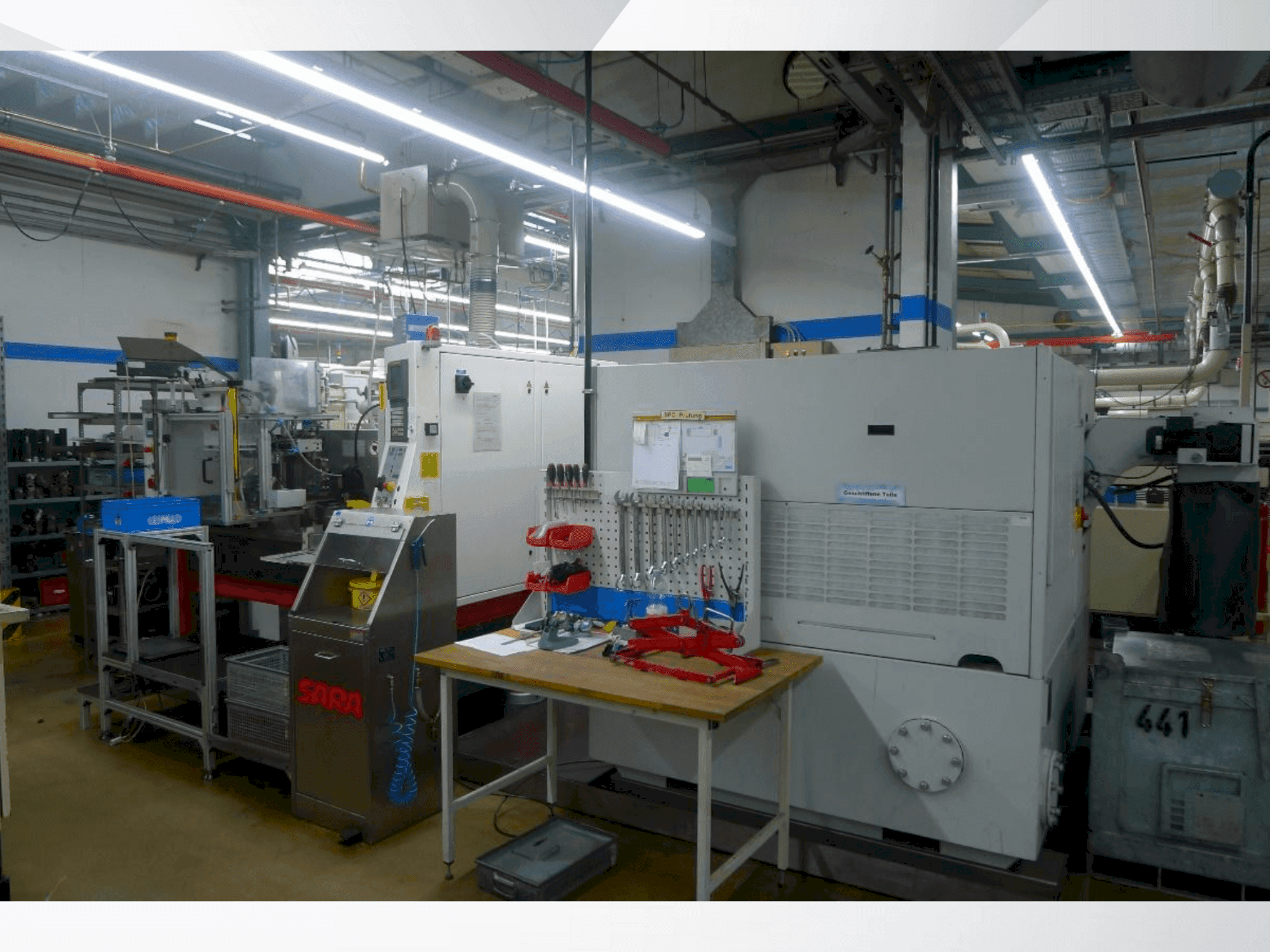 MACHINE_IMG_ALT_SIDE_VIEW