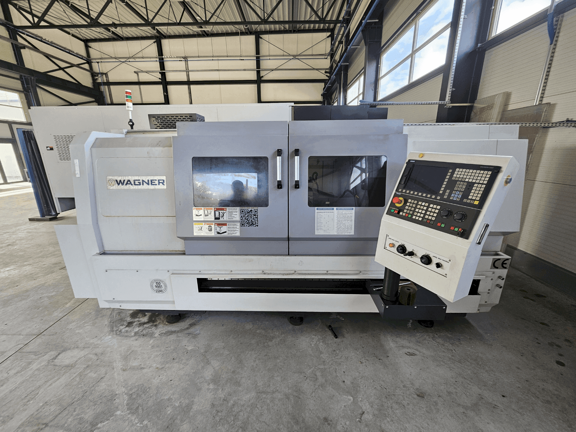 MACHINE_IMG_ALT_FRONT_VIEW