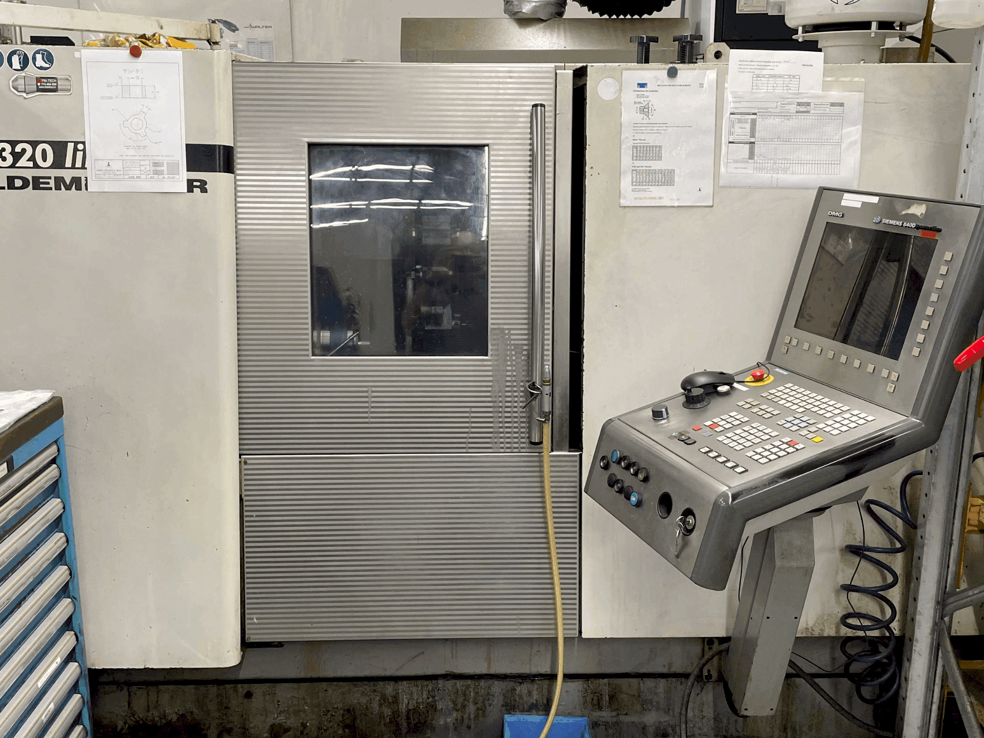 MACHINE_IMG_ALT_FRONT_VIEW