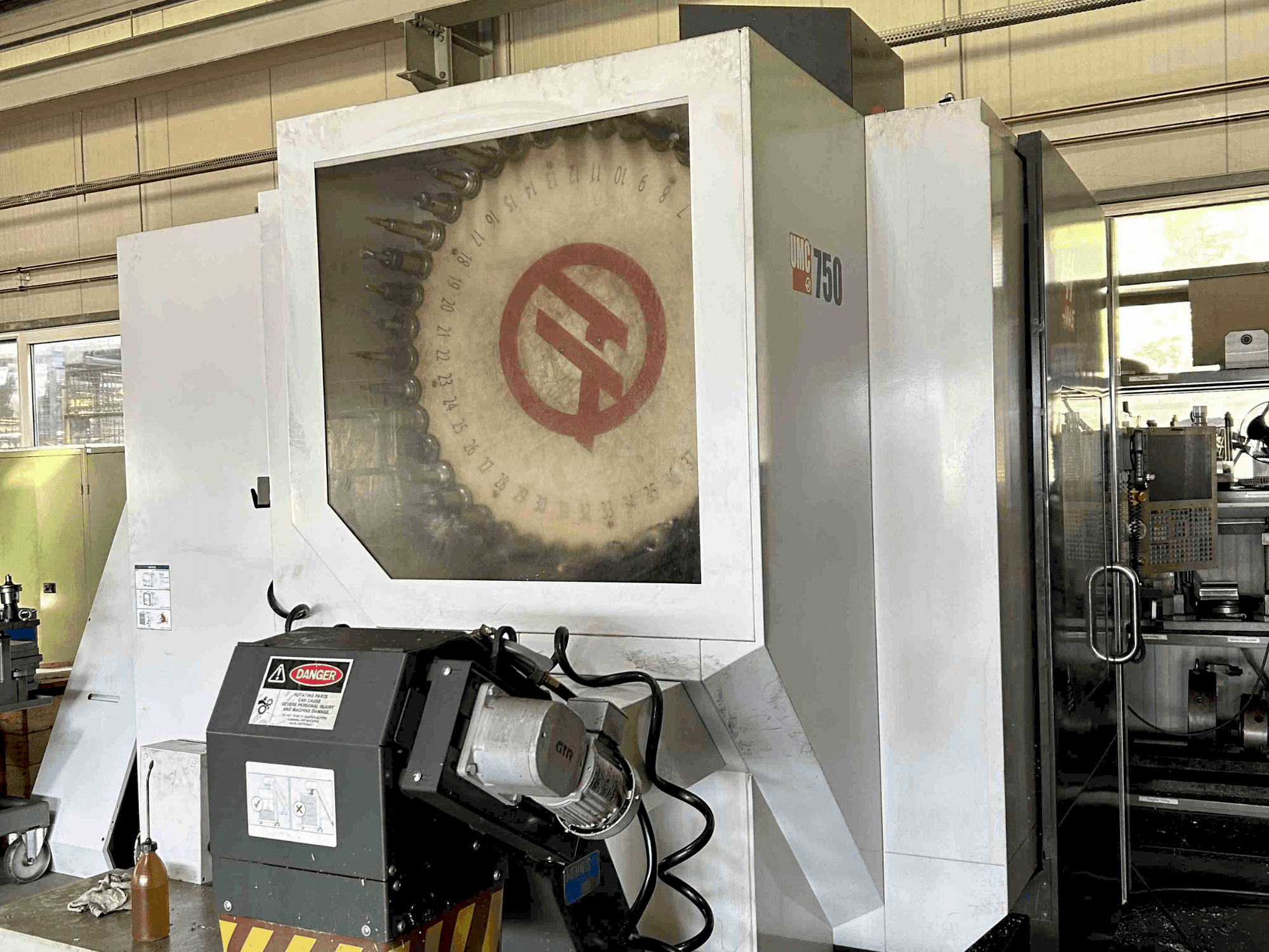 MACHINE_IMG_ALT_FRONT_VIEW