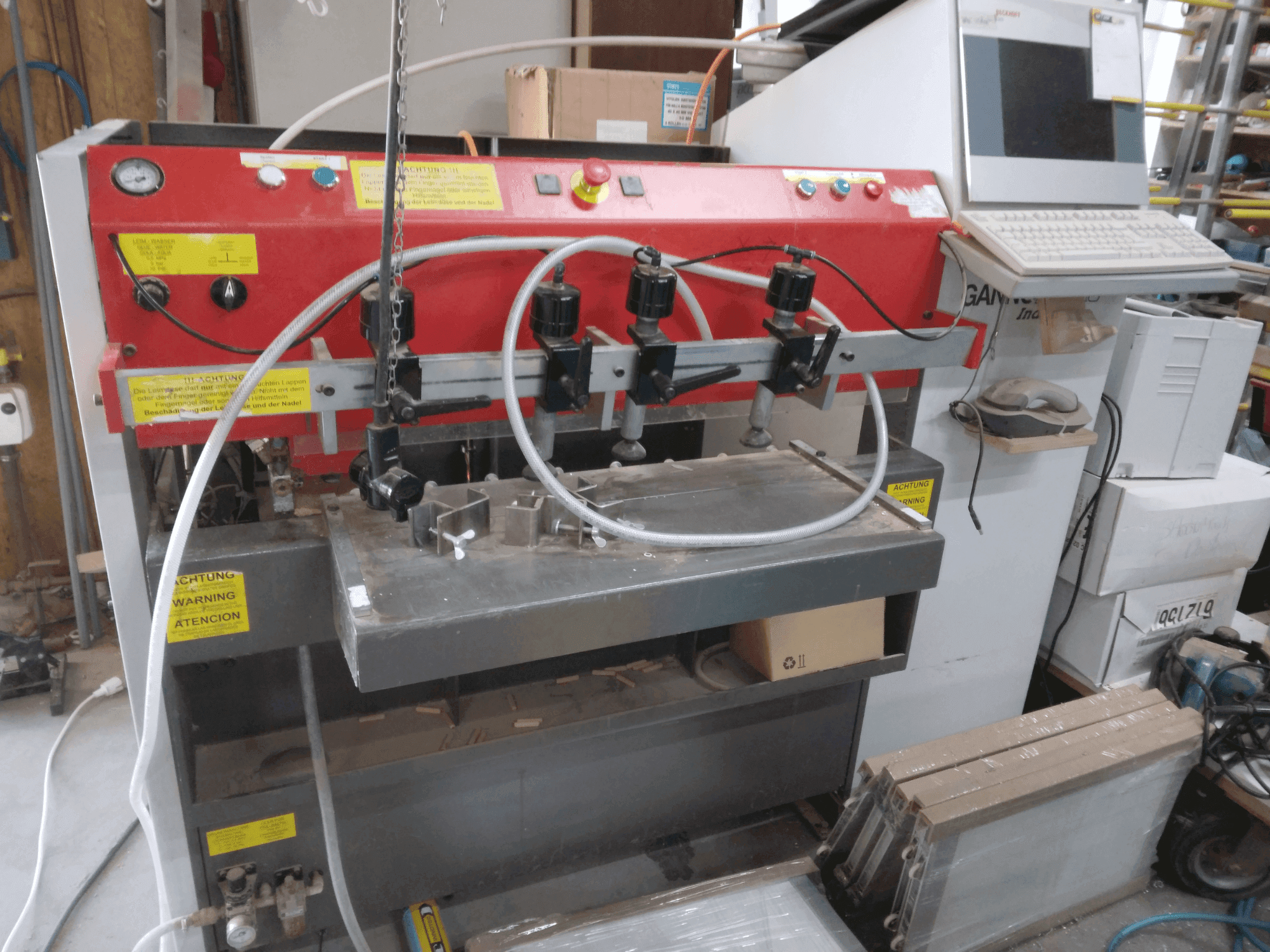 MACHINE_IMG_ALT_FRONT_VIEW